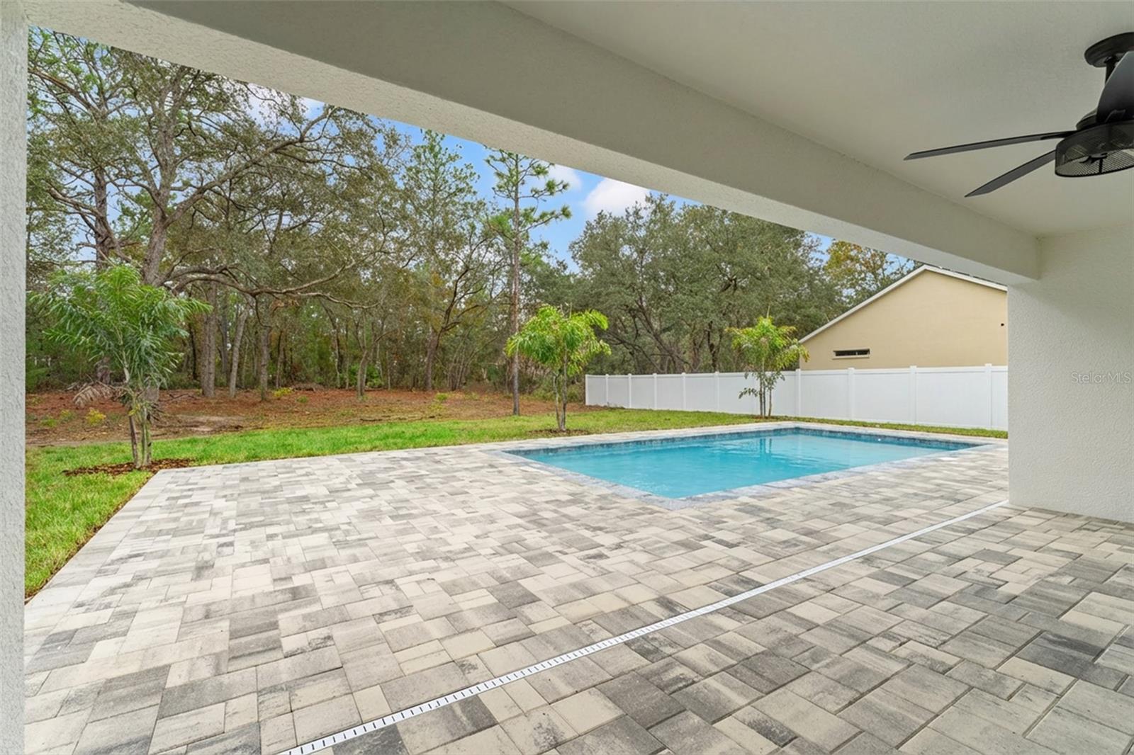 ROYAL HIGHLANDS - Residential