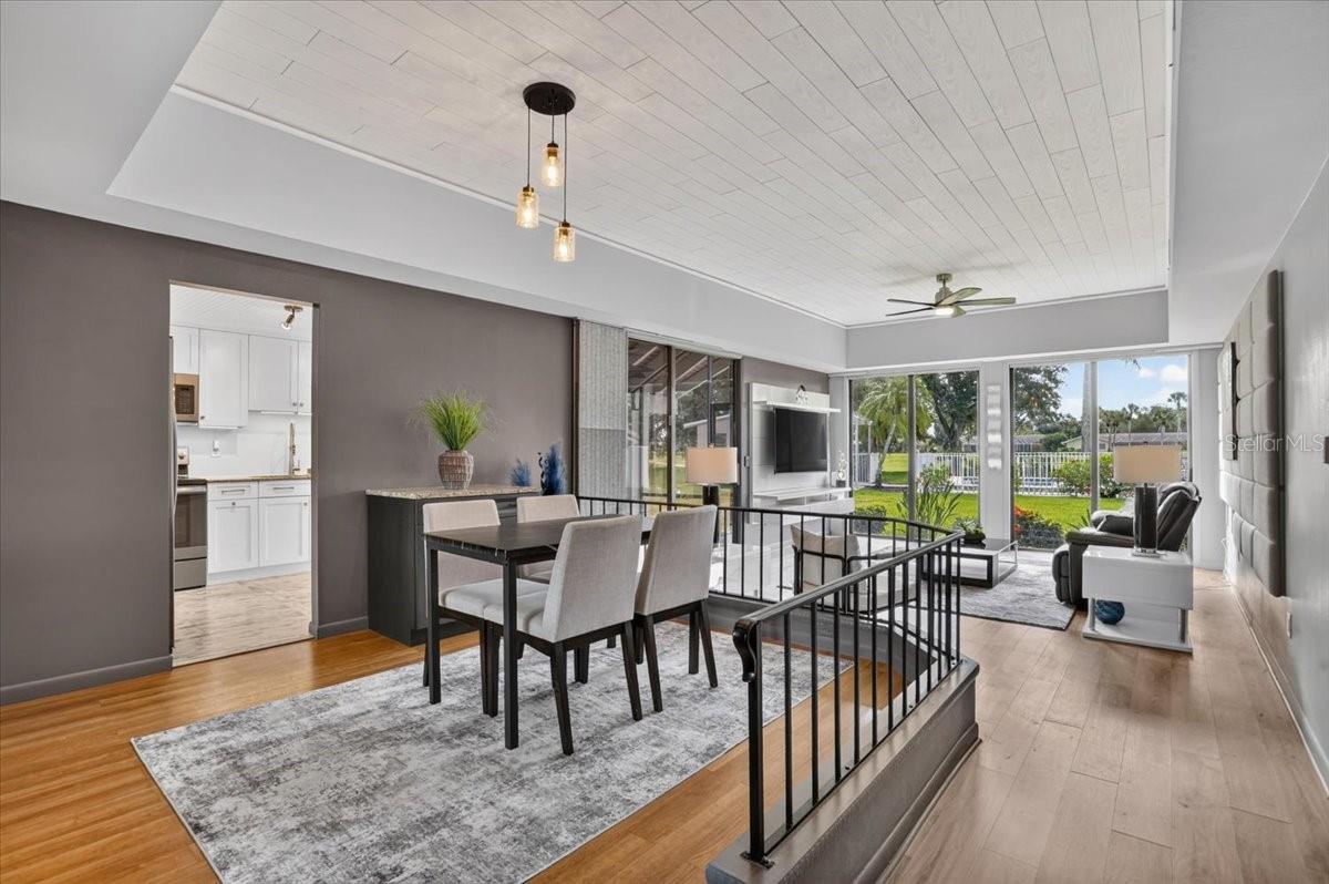 2319 LAKESIDE MEWS B3