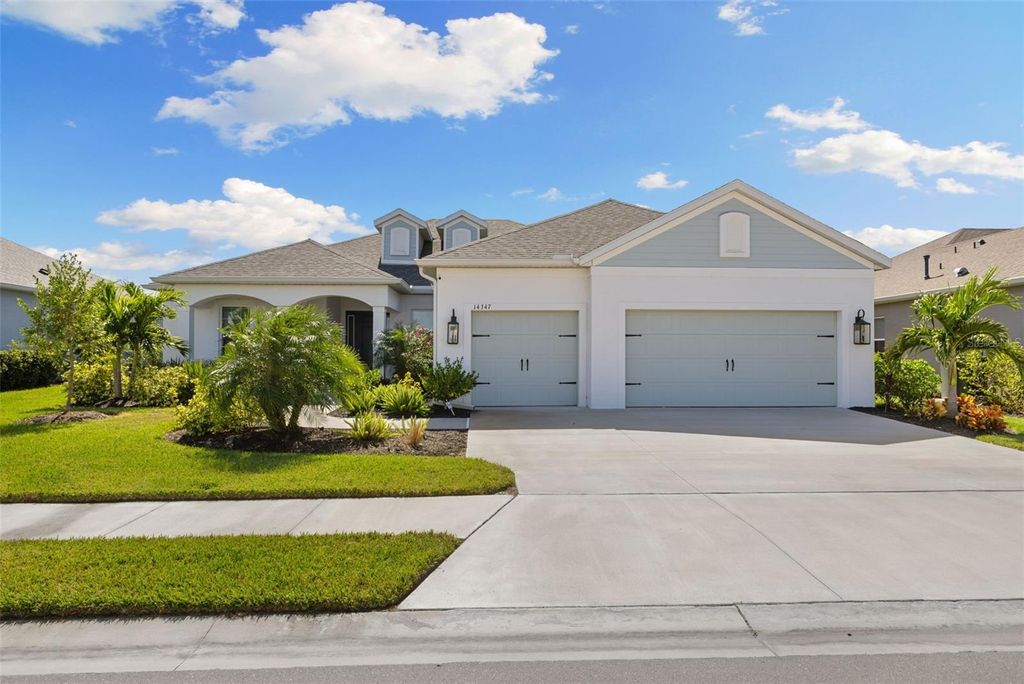 Photo of 14347 Skipping Stone Loop, Parrish, FL 34219 (MLS # A4669143)