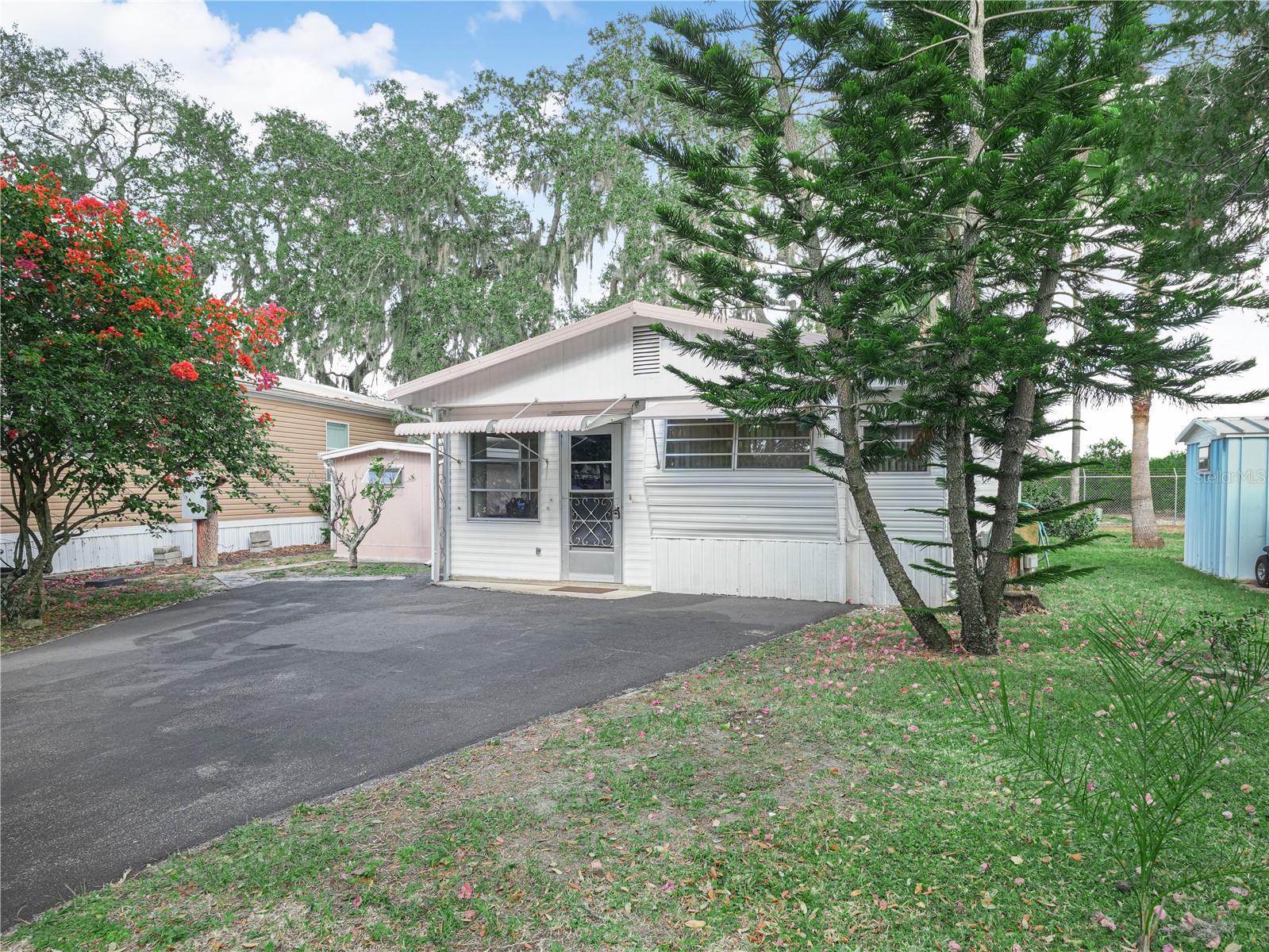 72 SILVERSIDES STREET