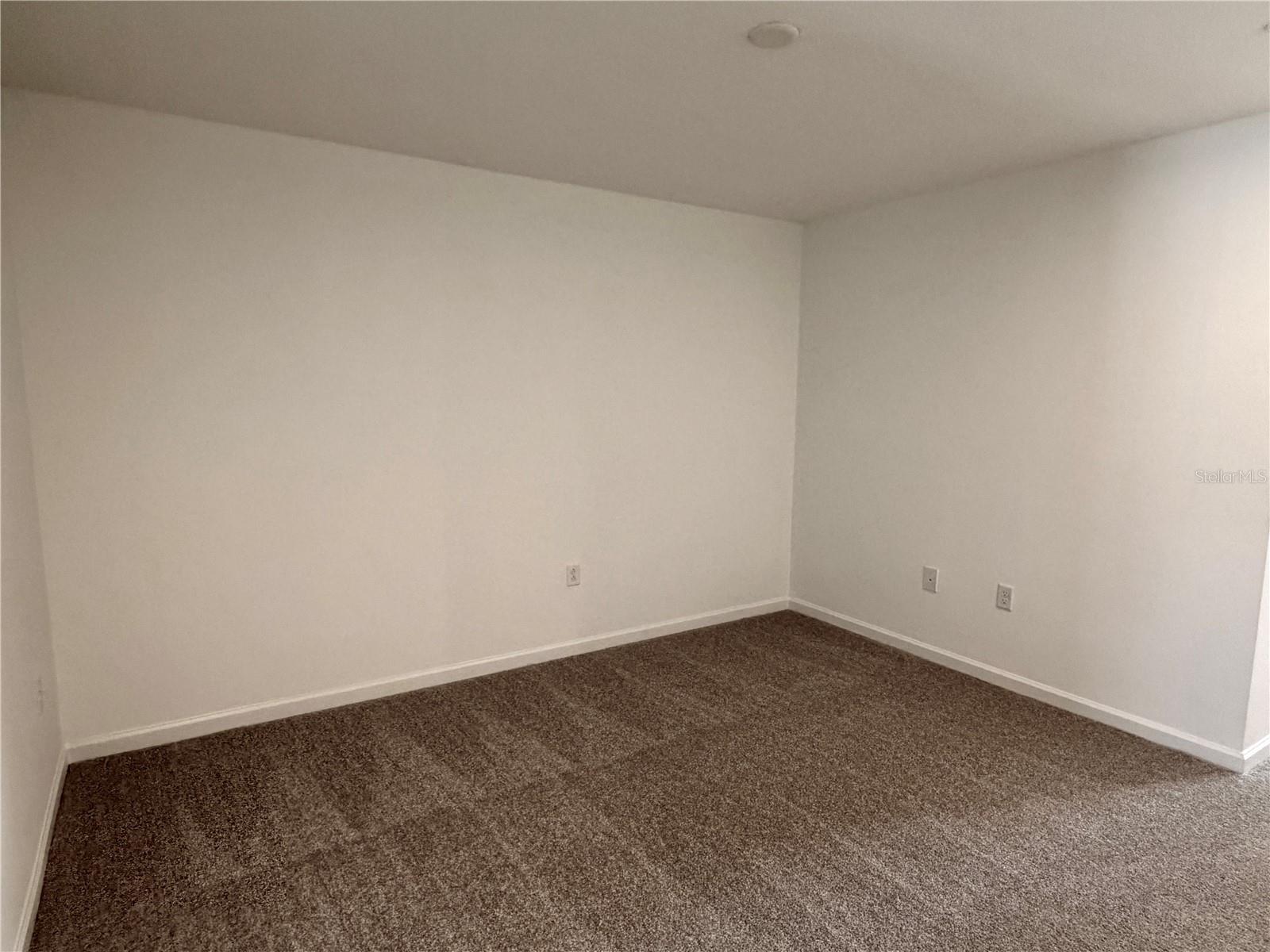 MERIDIAN PARKS PHASE 6 - Residential Lease