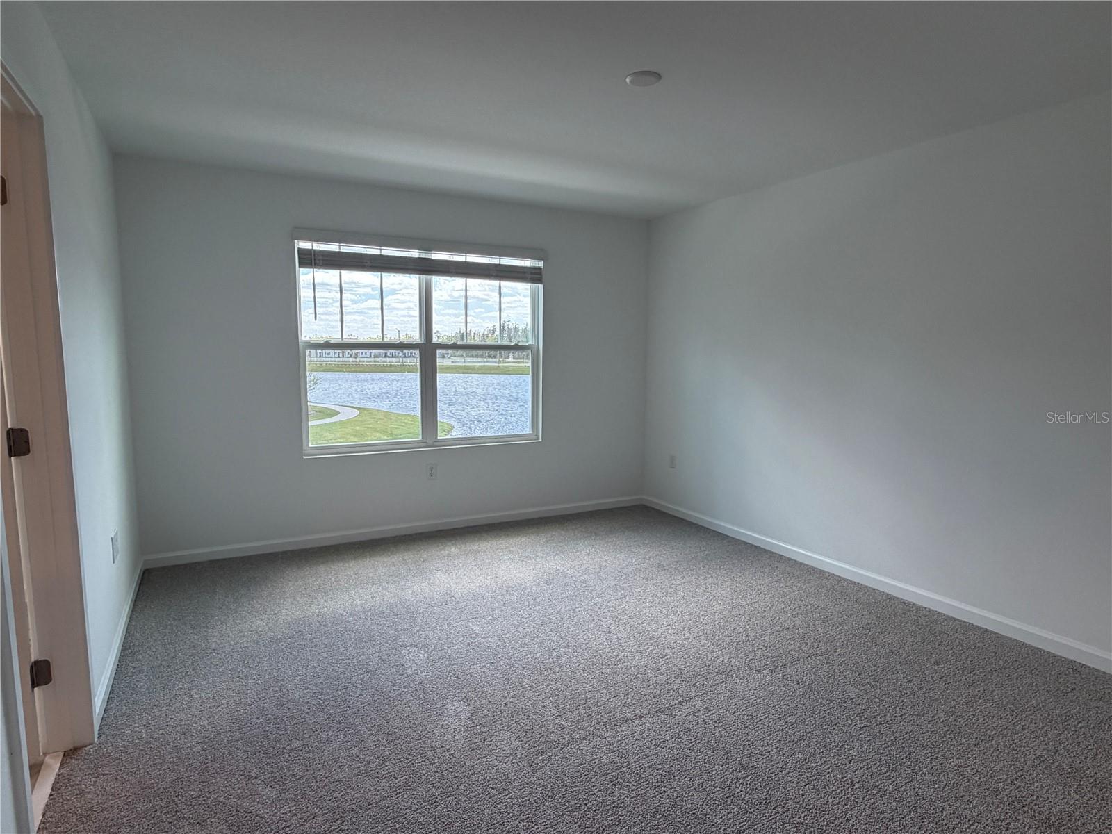 MERIDIAN PARKS PHASE 6 - Residential Lease