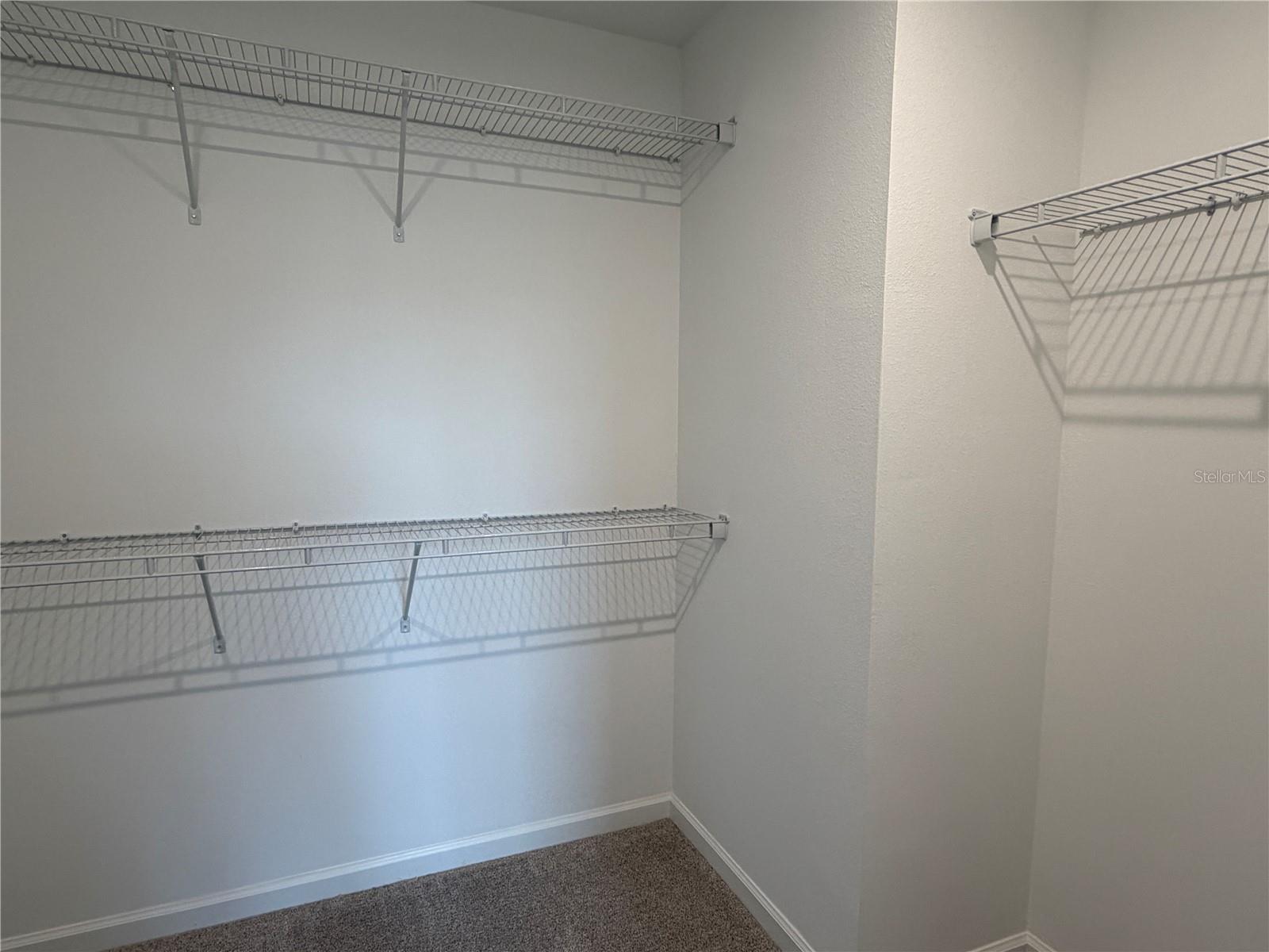 MERIDIAN PARKS PHASE 6 - Residential Lease