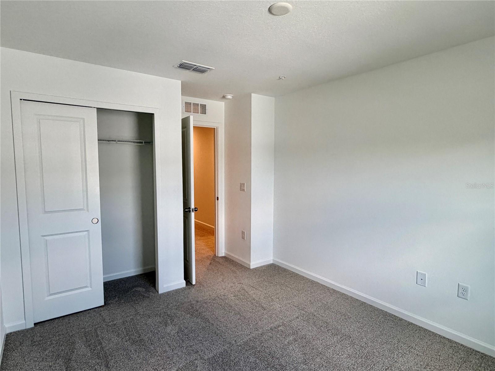 MERIDIAN PARKS PHASE 6 - Residential Lease