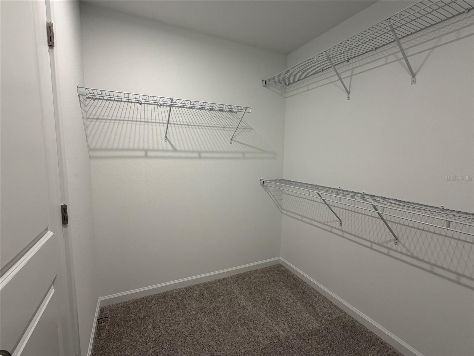 MERIDIAN PARKS PHASE 6 - Residential Lease