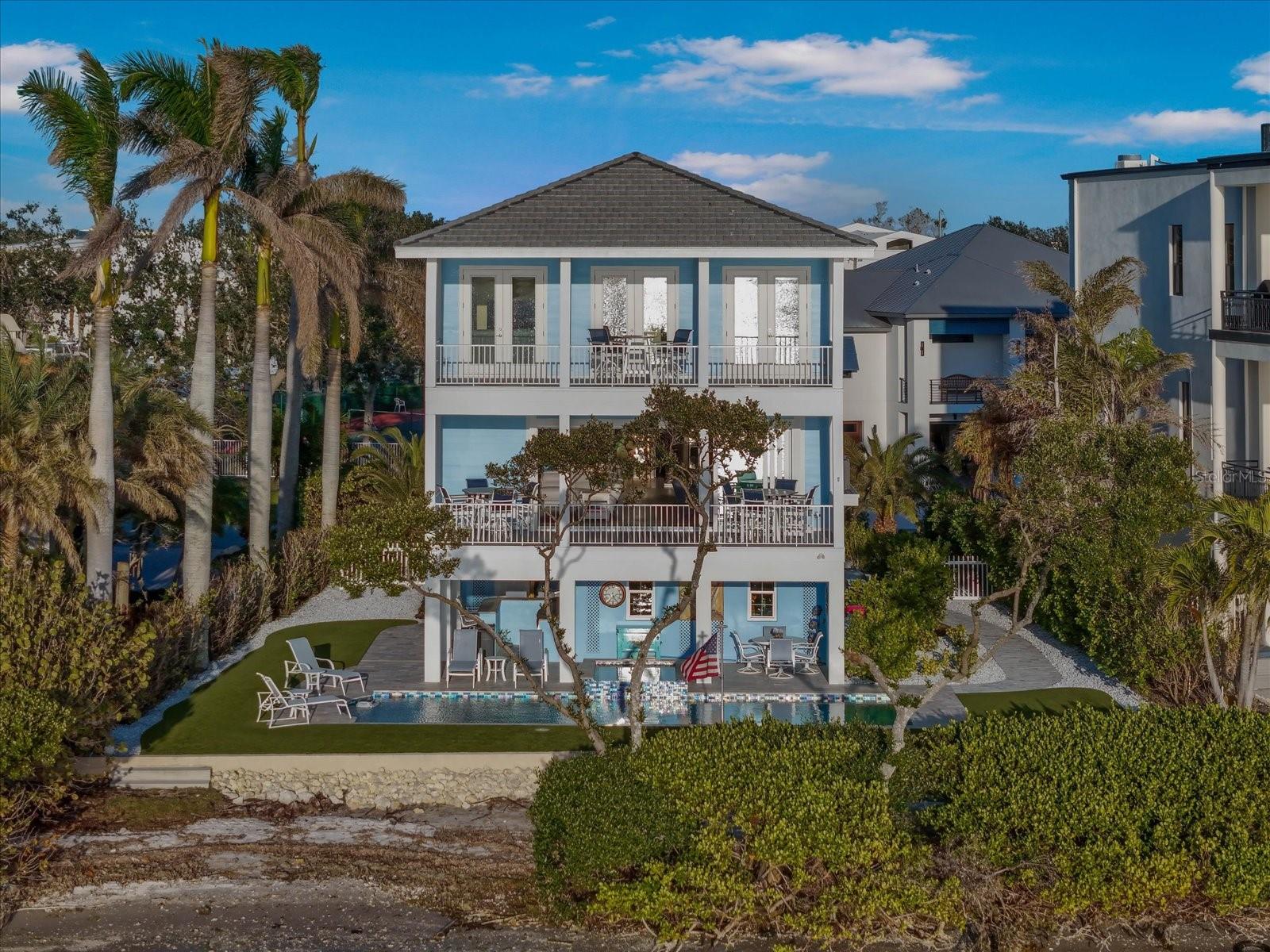 SUNSET HARBOR - Residential