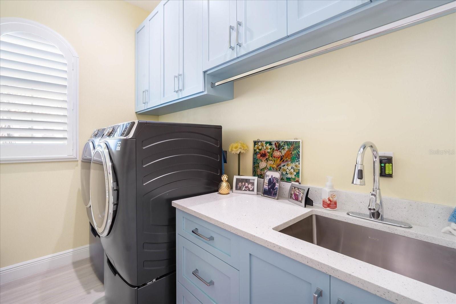 SUNSET HARBOR - Residential