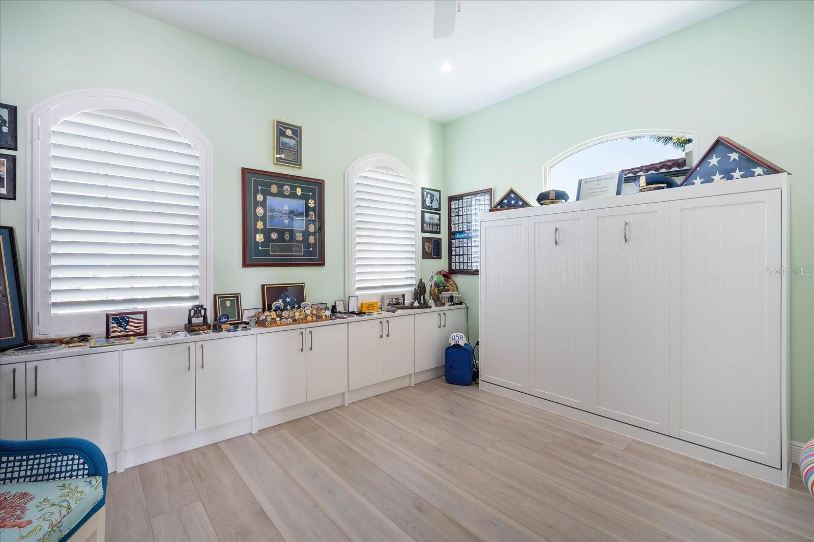 SUNSET HARBOR - Residential