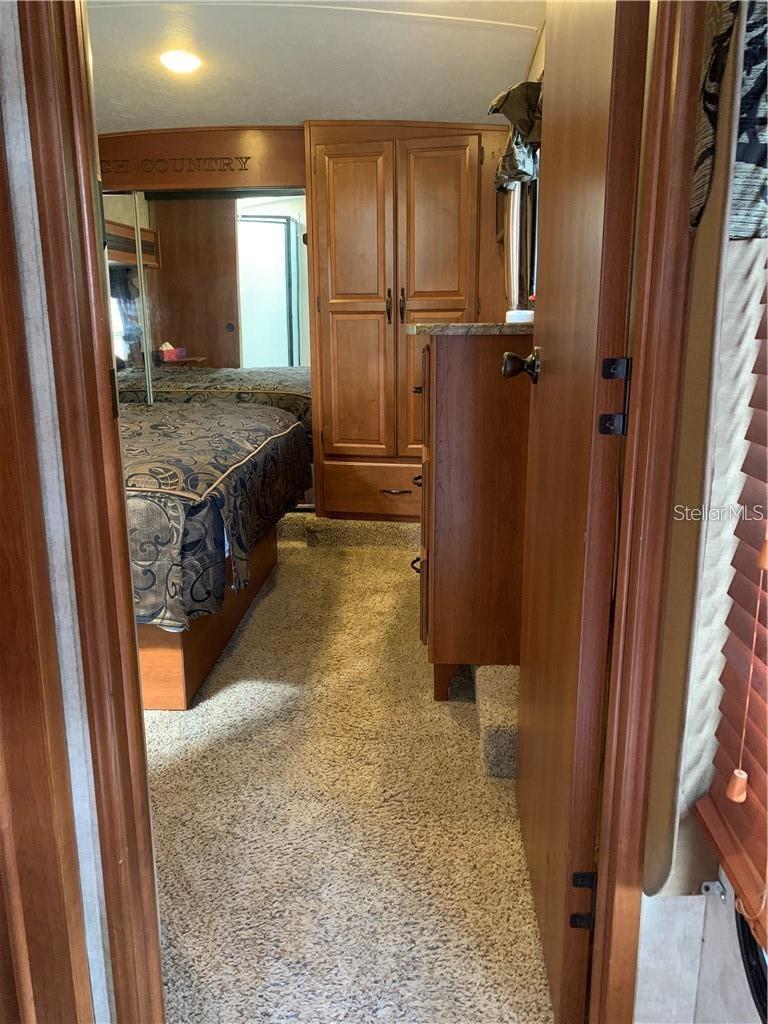 CAMPERS HOLIDAY - Land