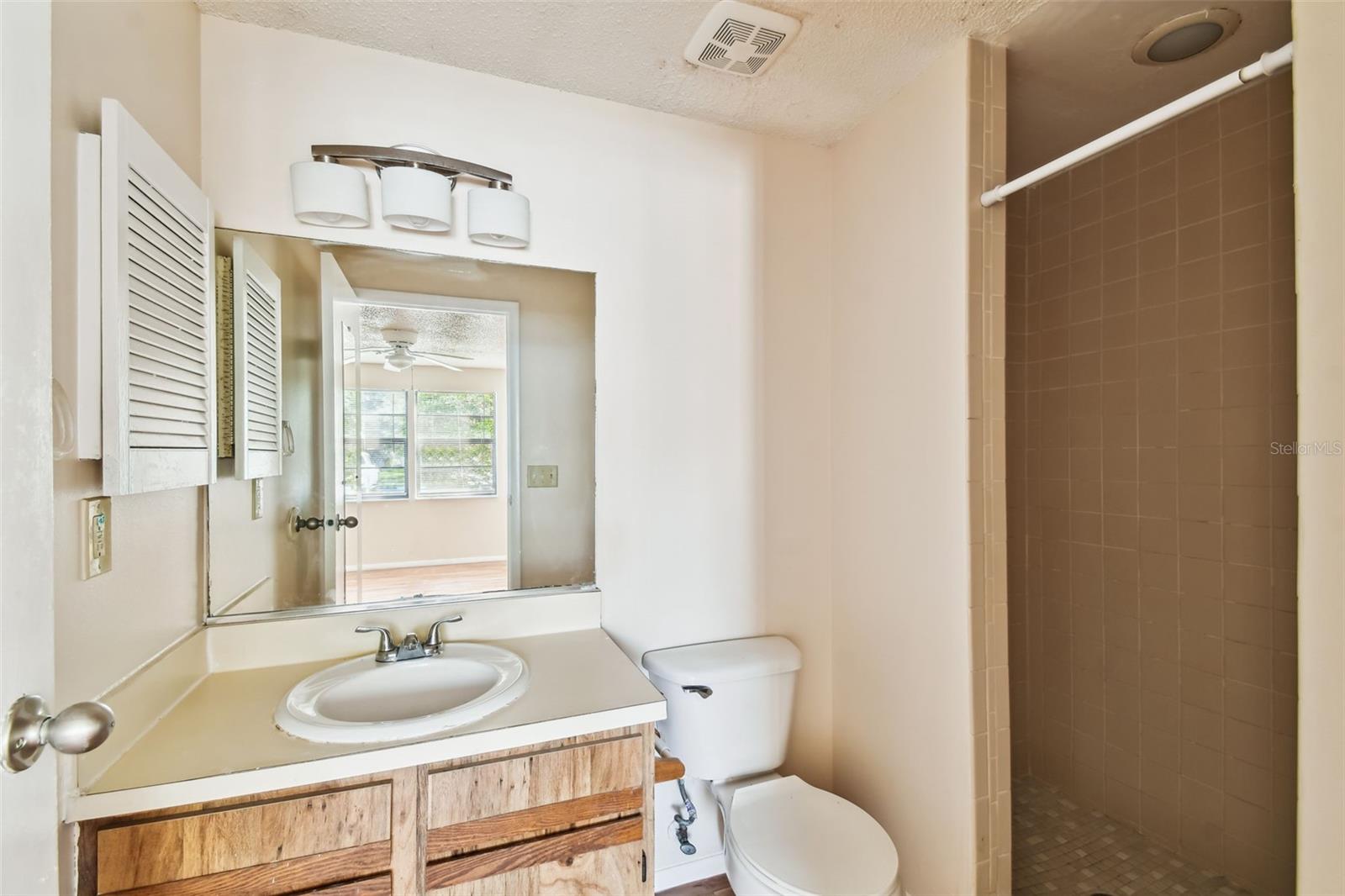 GARDENS OF FOREST LAKES CONDO THE - Residential