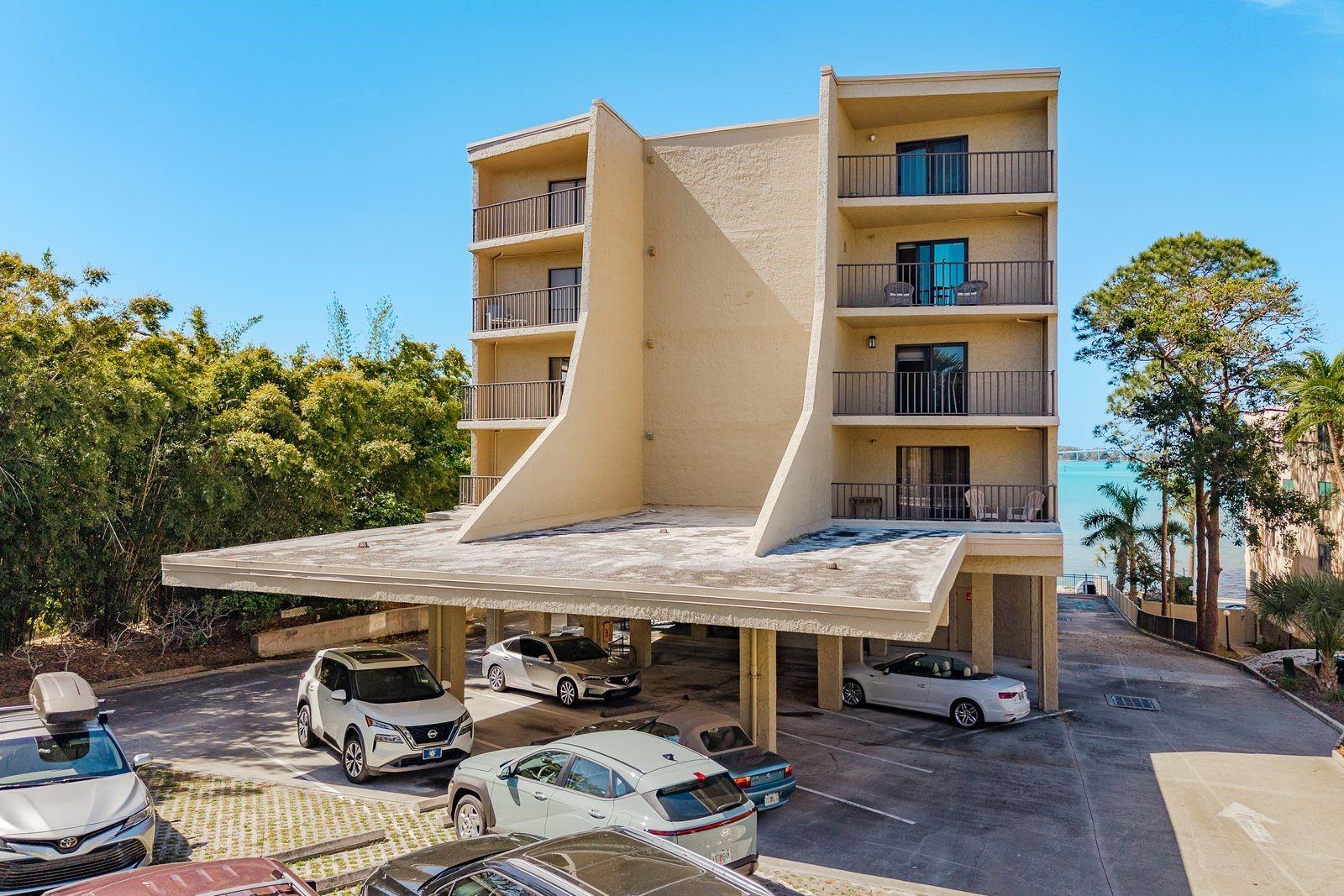 CAMELOT OAKS CONDO - Residential