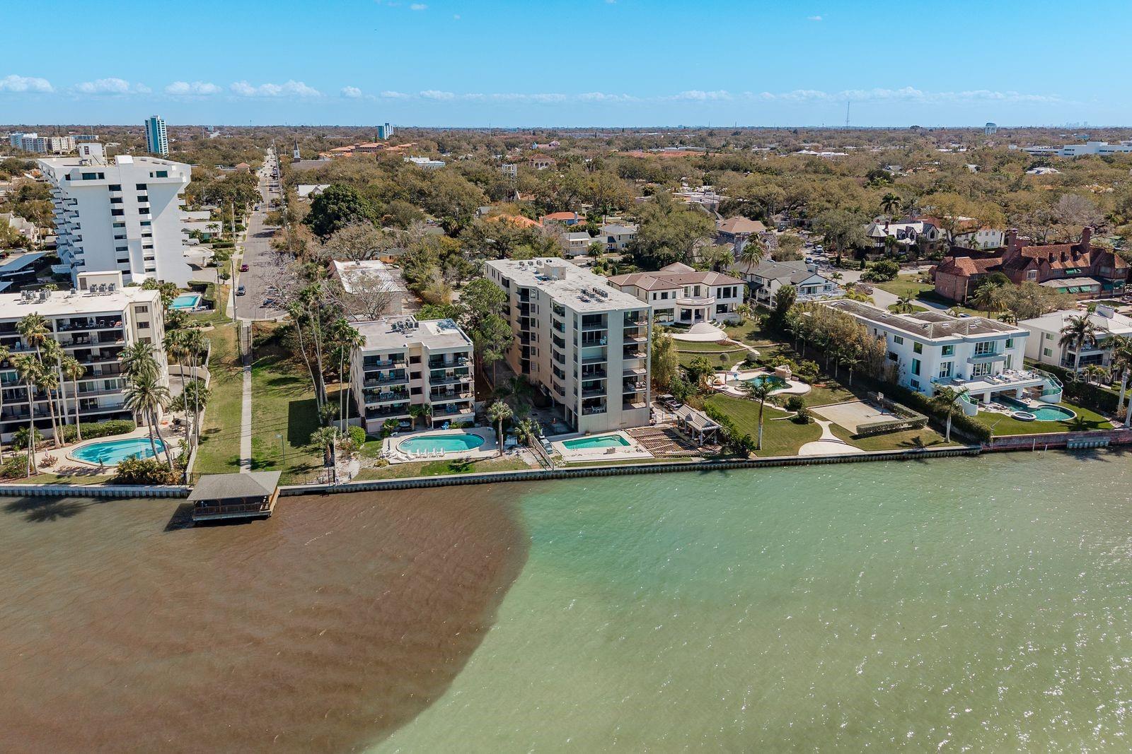 CAMELOT OAKS CONDO - Residential