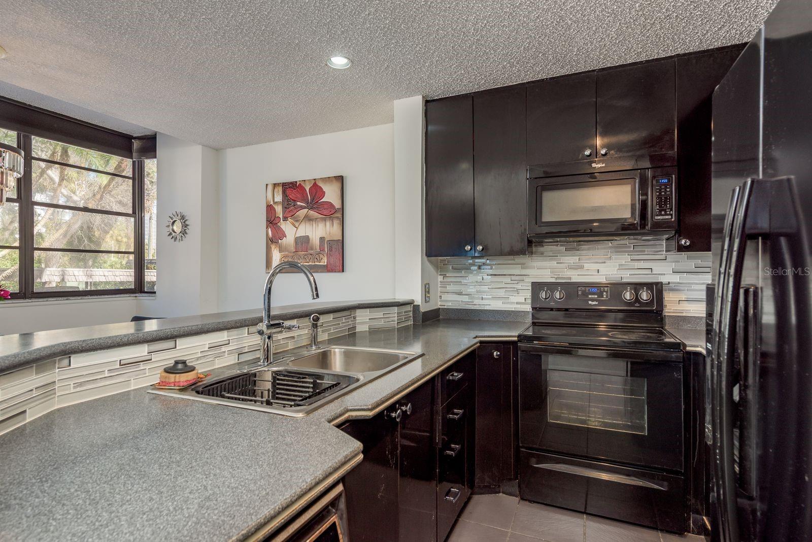 CAMELOT OAKS CONDO - Residential