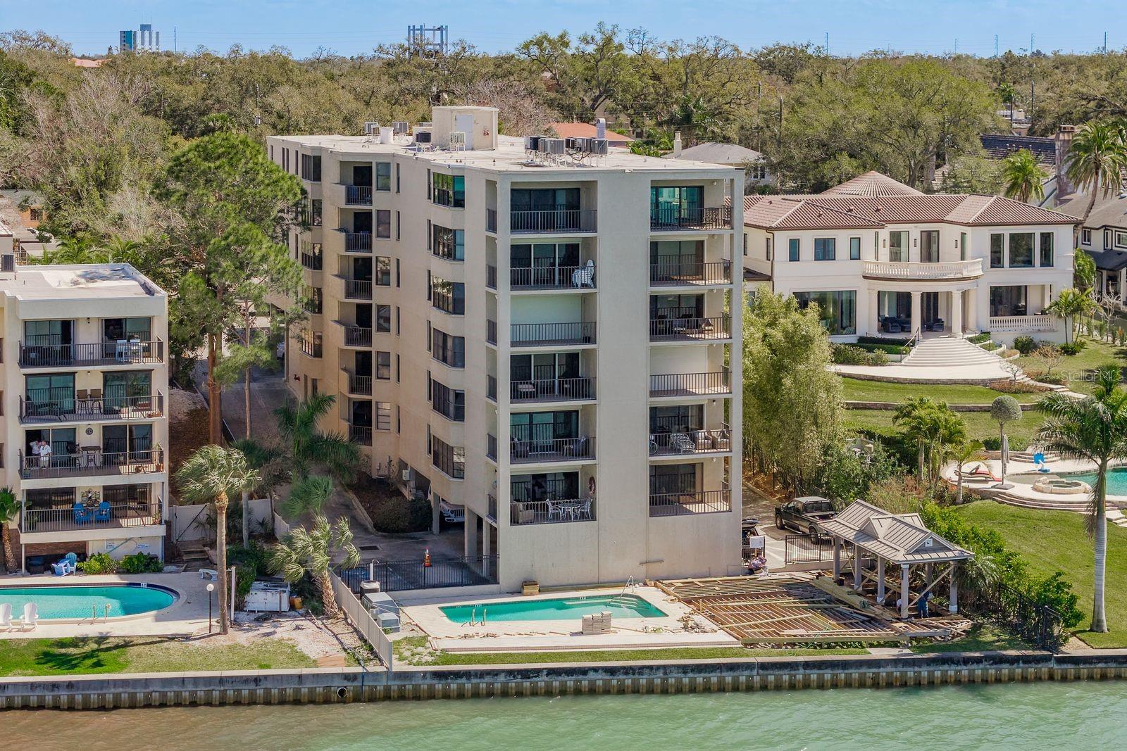 CAMELOT OAKS CONDO - Residential