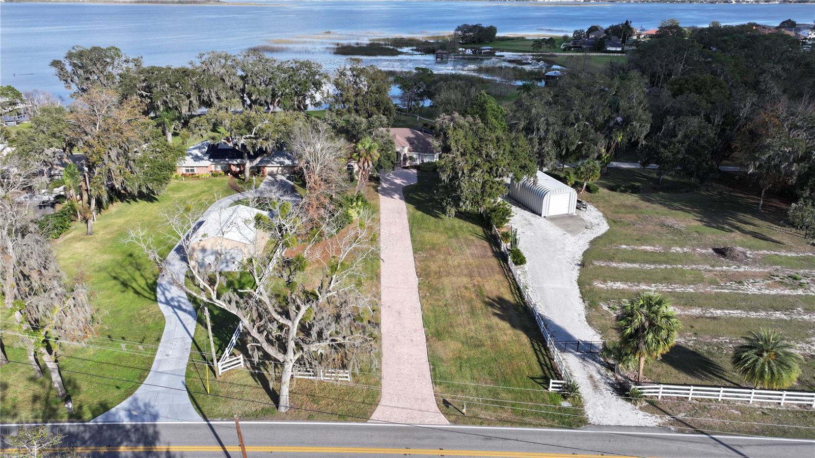 1006 W LAKE HAMILTON DRIVE