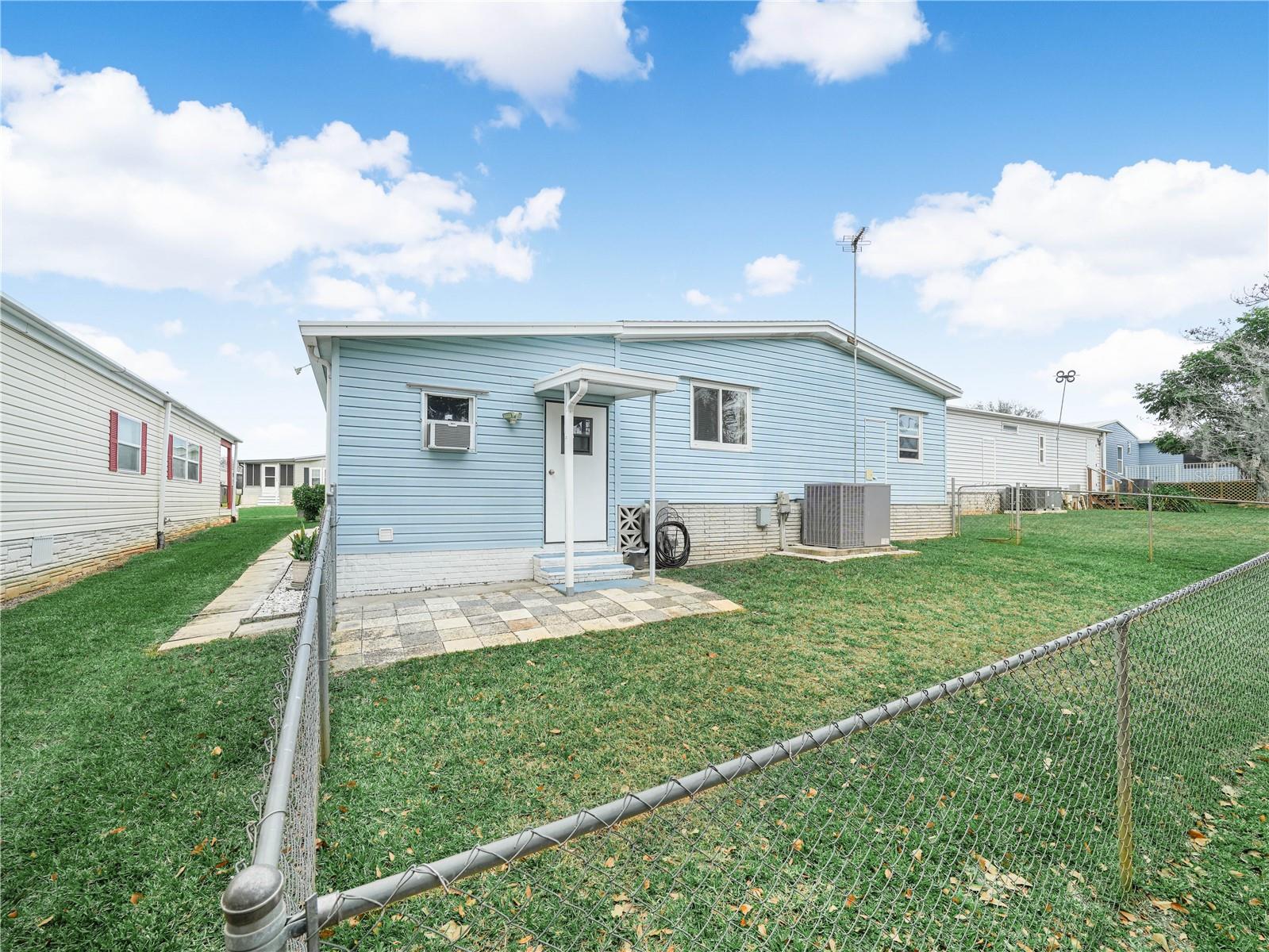 FOXWOOD LAKE ESTATES - Residential