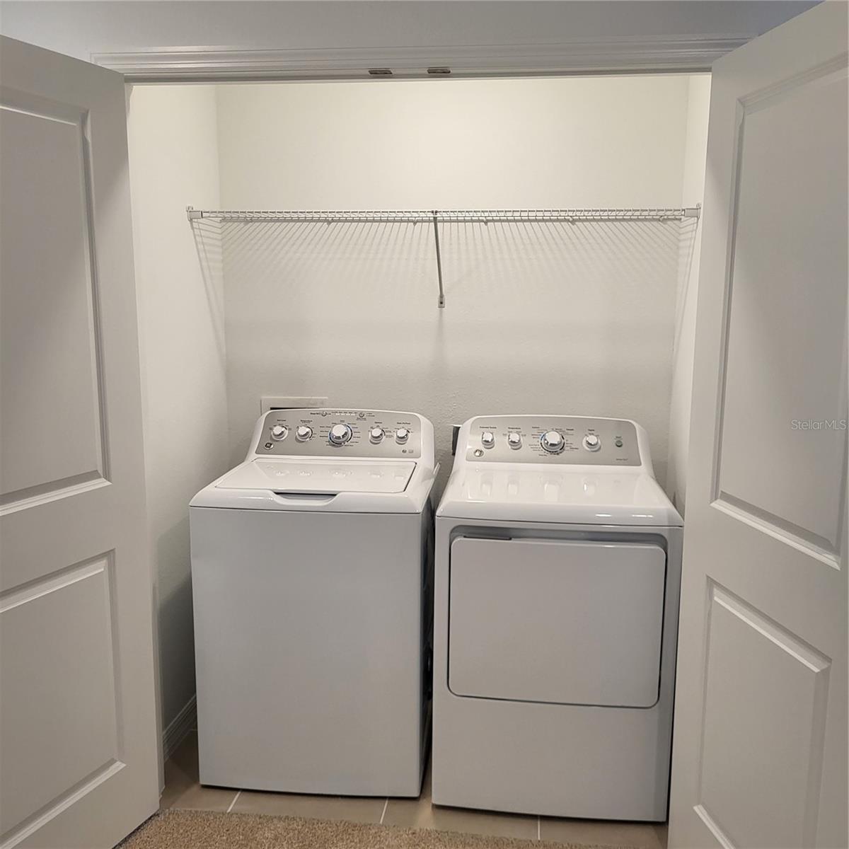 RIVER LNDG PHS 2E-2F-3E - Residential Lease