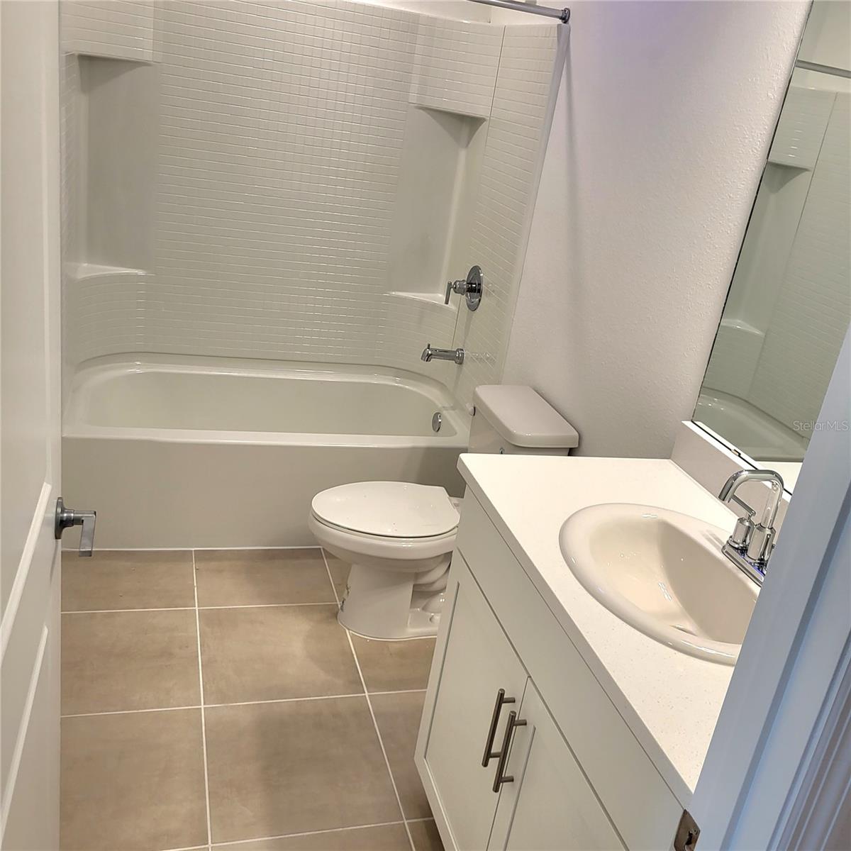 RIVER LNDG PHS 2E-2F-3E - Residential Lease