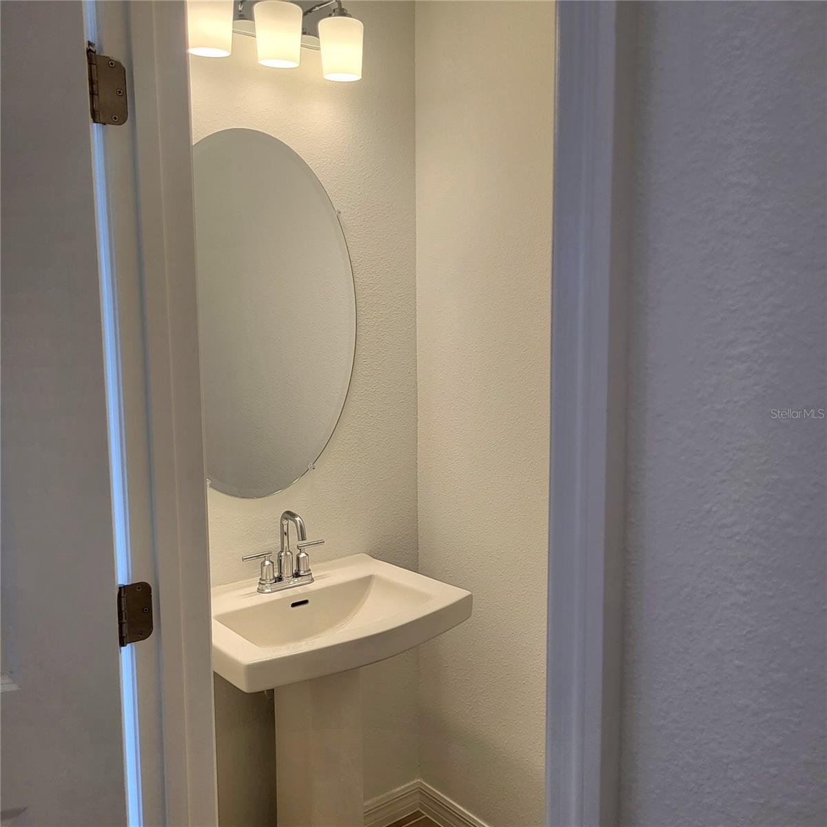 RIVER LNDG PHS 2E-2F-3E - Residential Lease