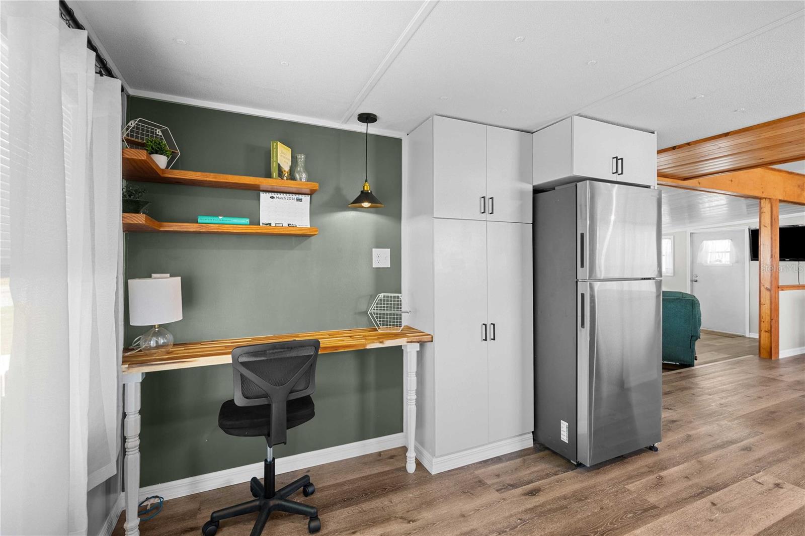 BETMAR ACRES - Residential