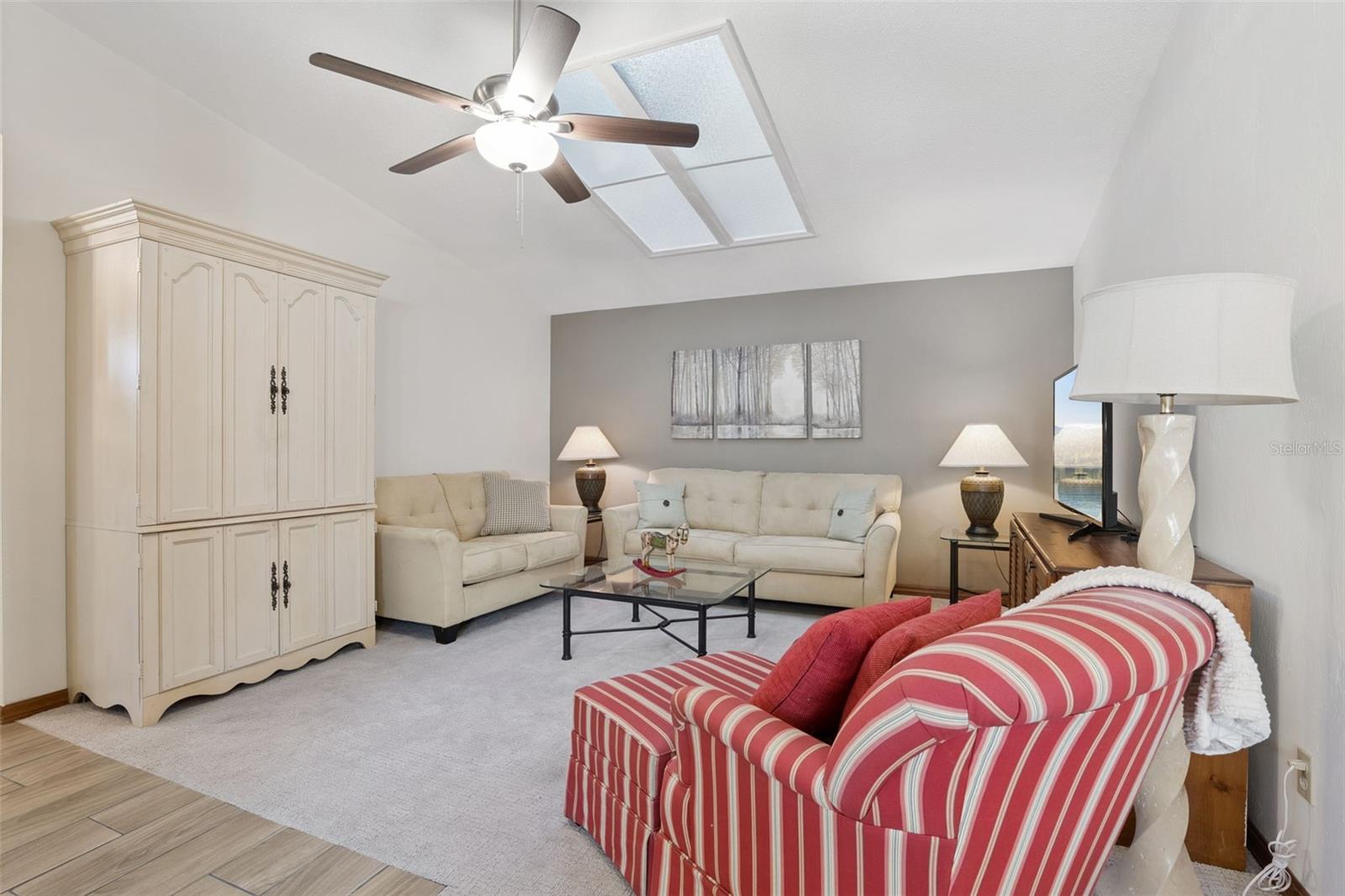 SHANGRI-LA VILLAGE - Residential