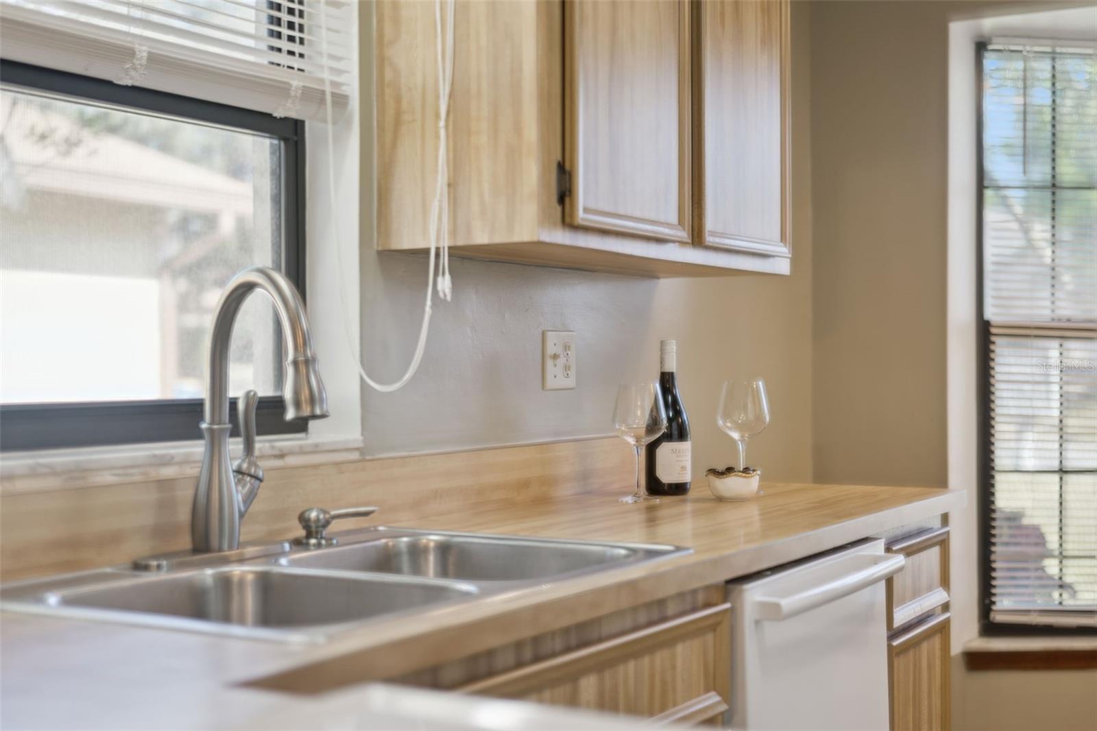 SHANGRI-LA VILLAGE - Residential