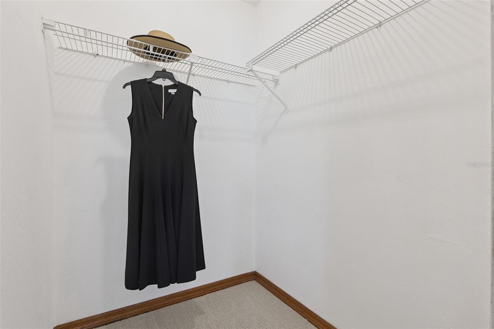 SHANGRI-LA VILLAGE - Residential