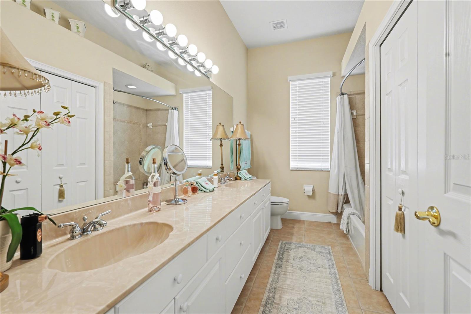 LAKE JOVITA GOLF AND COUNTRY CLUB - Residential