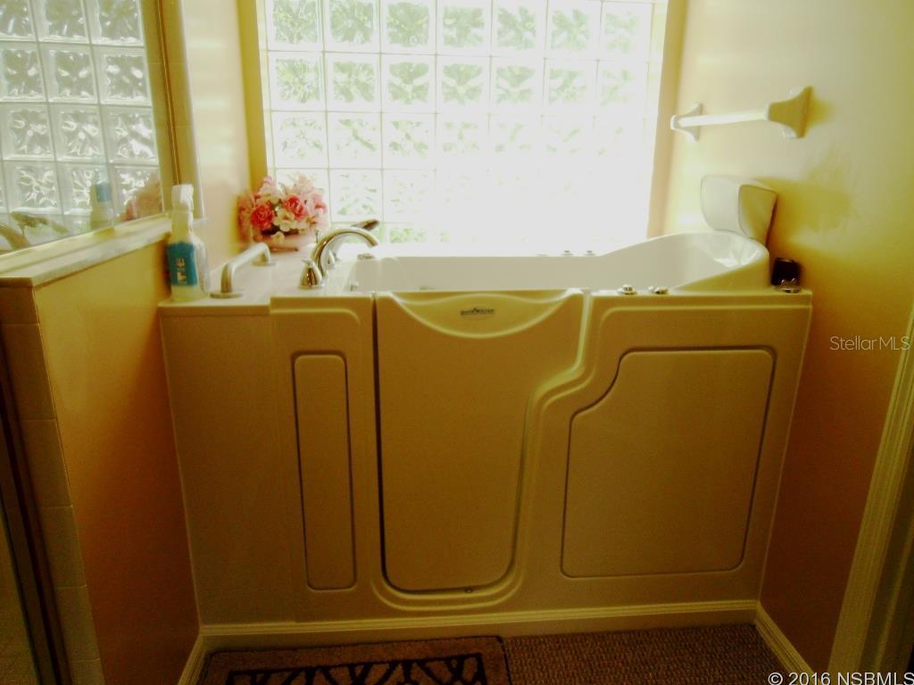 Waters Edge Ph 04 - Residential