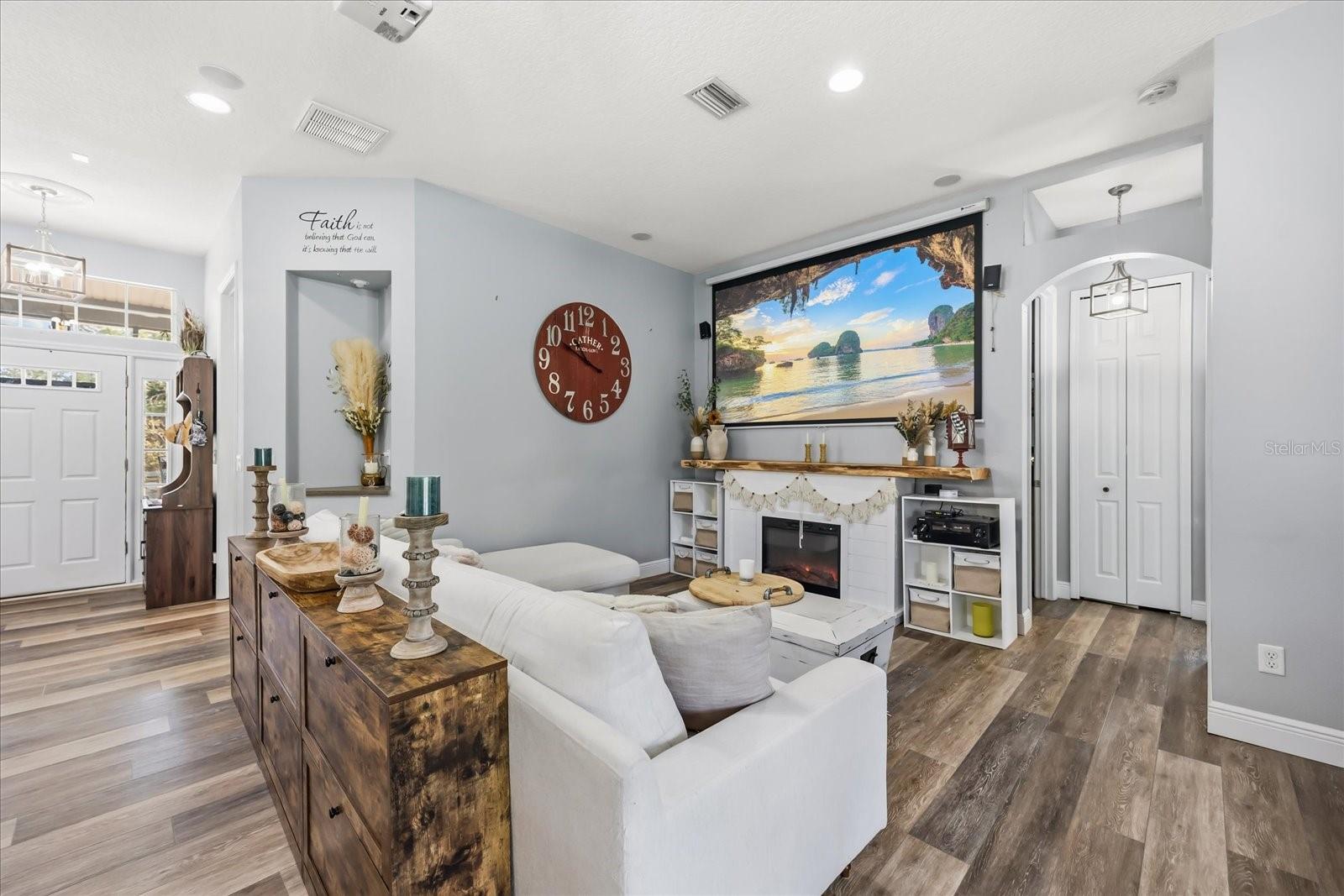 BAY LAKE RANCH UNIT 1 - Residential