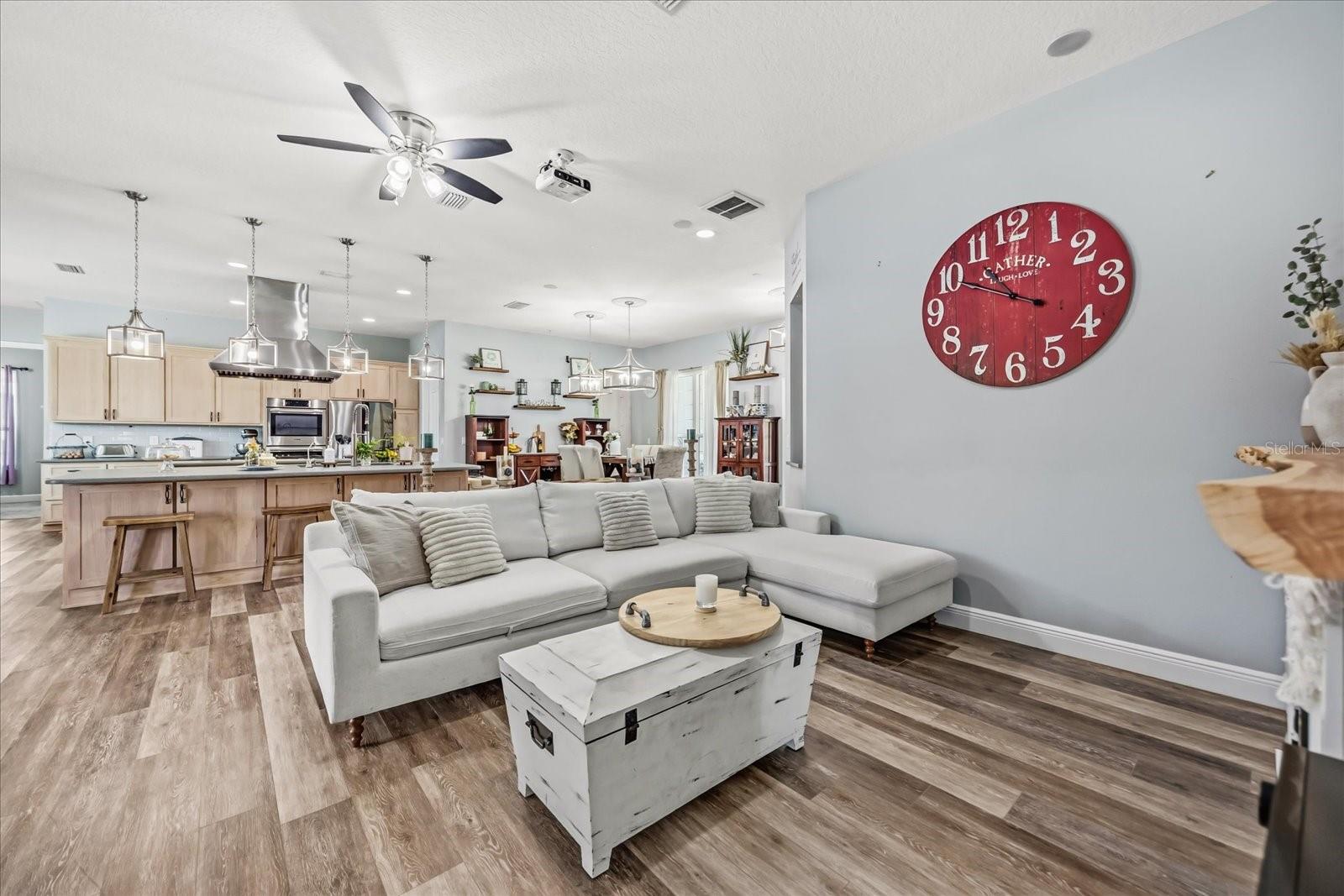BAY LAKE RANCH UNIT 1 - Residential