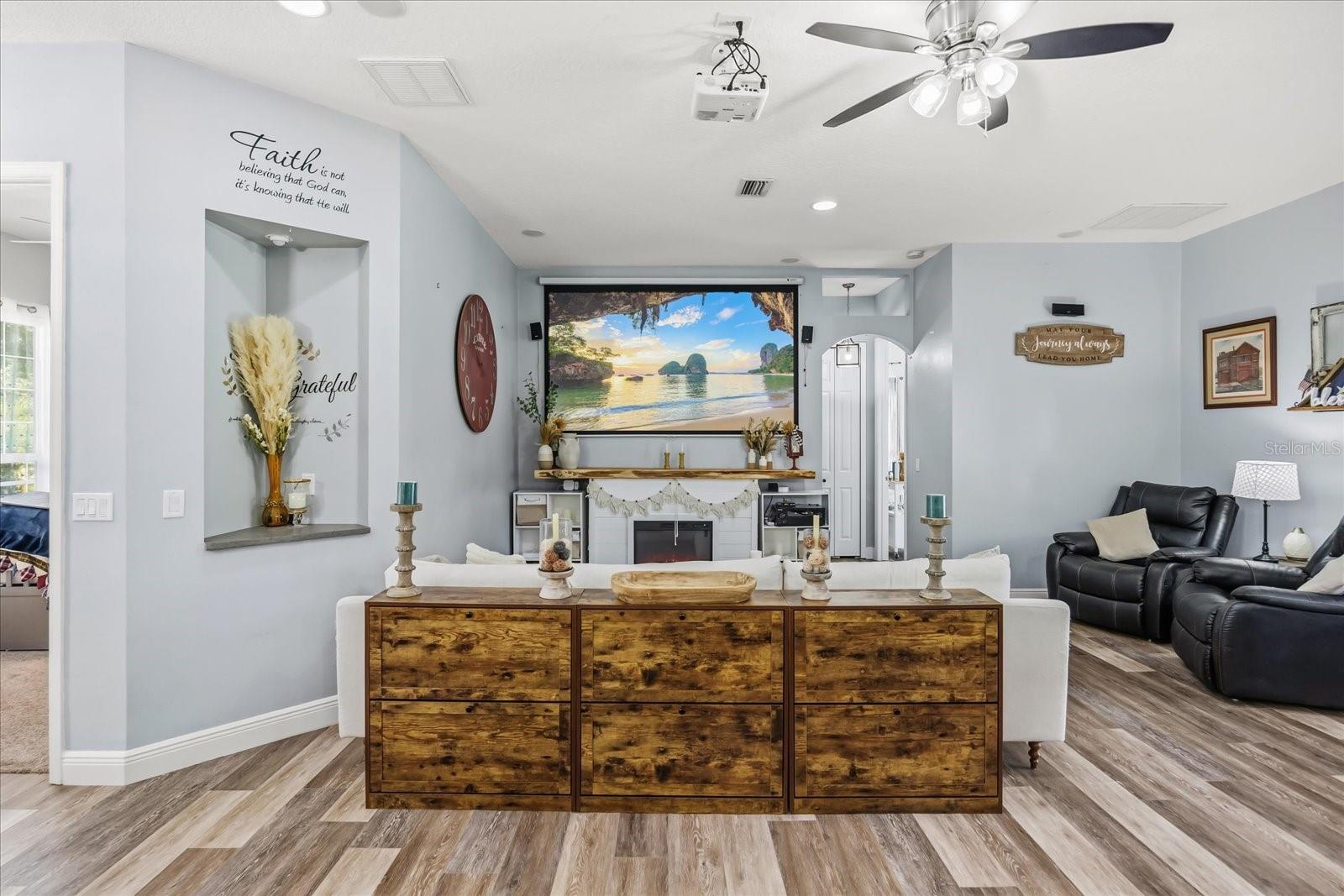 BAY LAKE RANCH UNIT 1 - Residential