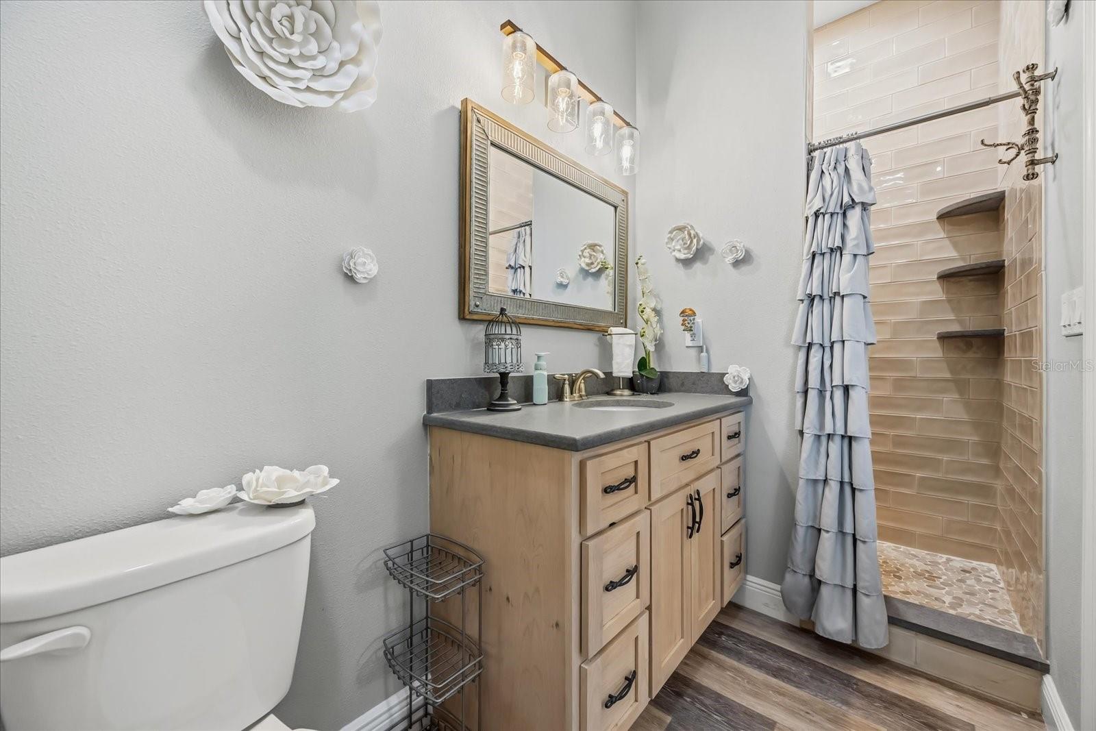 BAY LAKE RANCH UNIT 1 - Residential