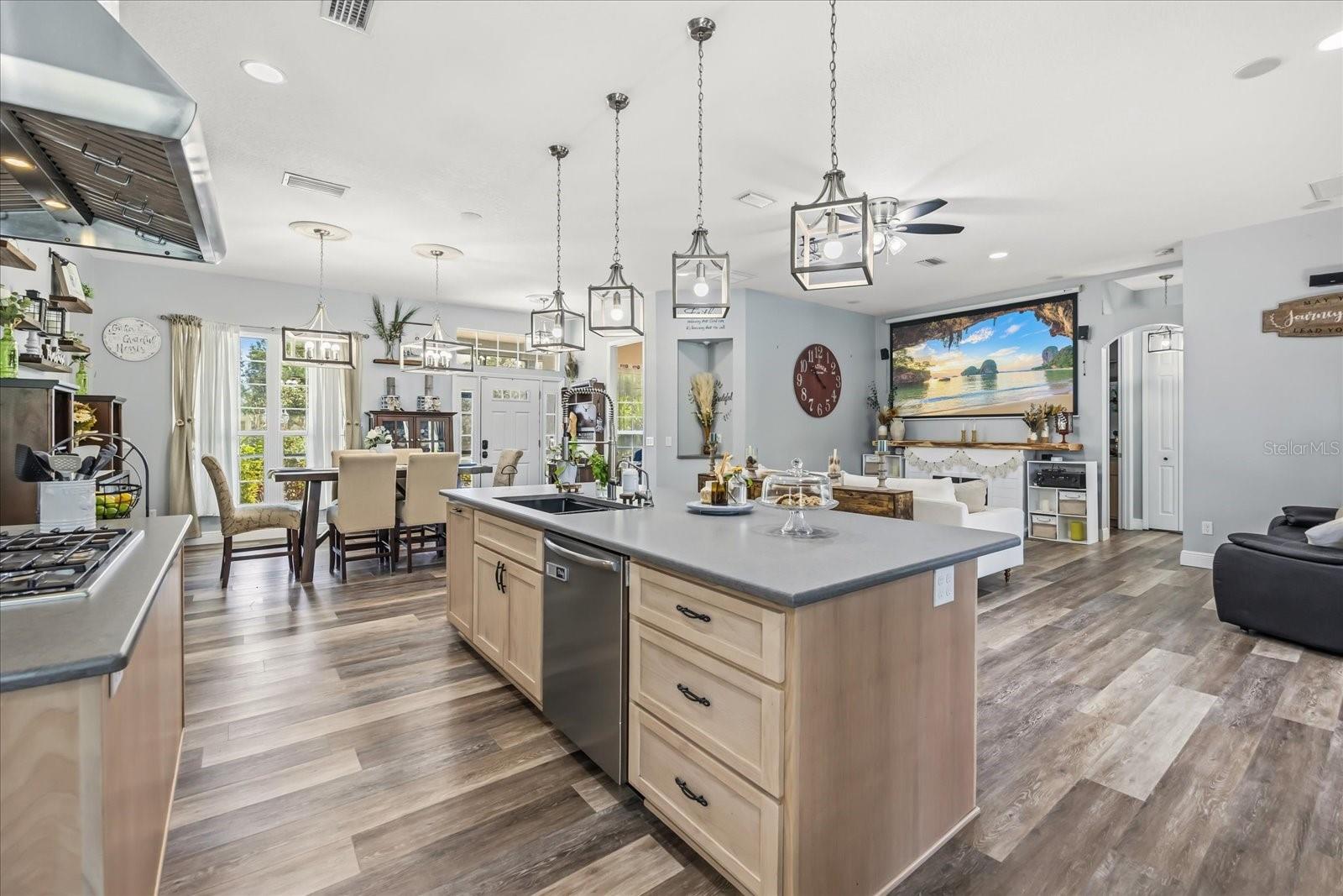 BAY LAKE RANCH UNIT 1 - Residential