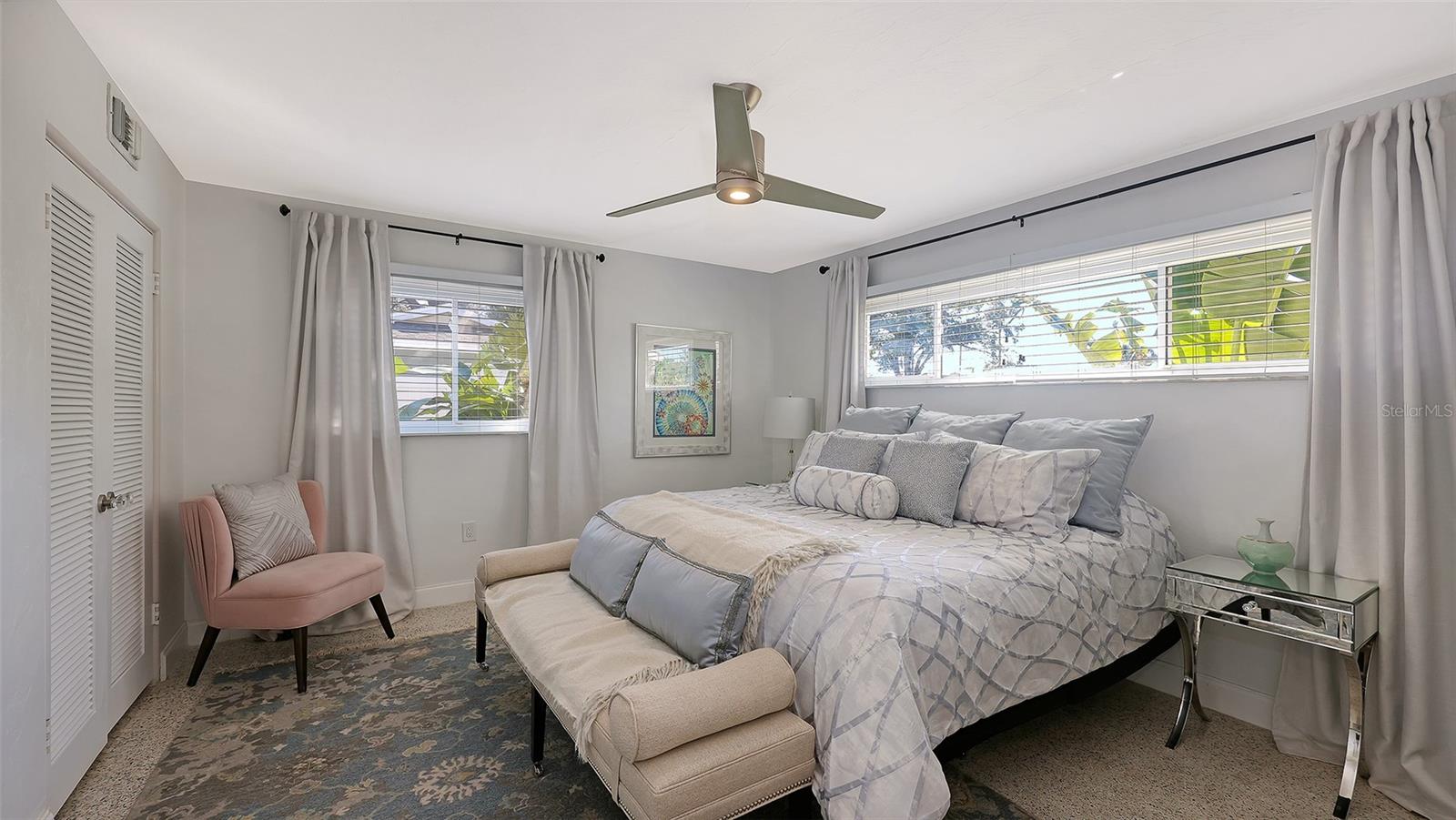 SOUTH GATE - Residential