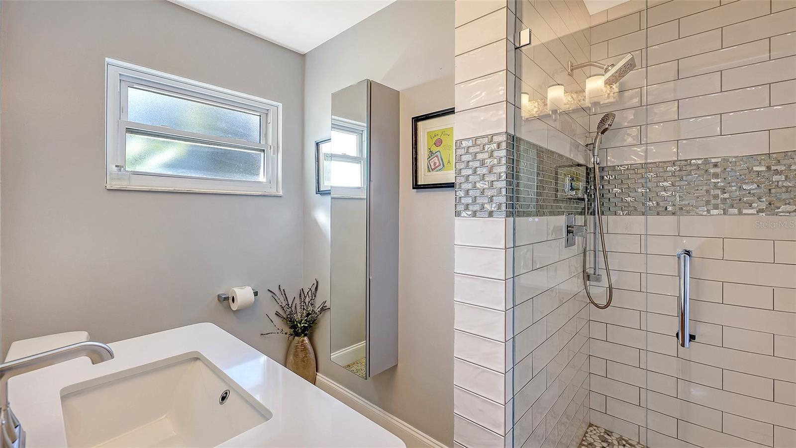 SOUTH GATE - Residential