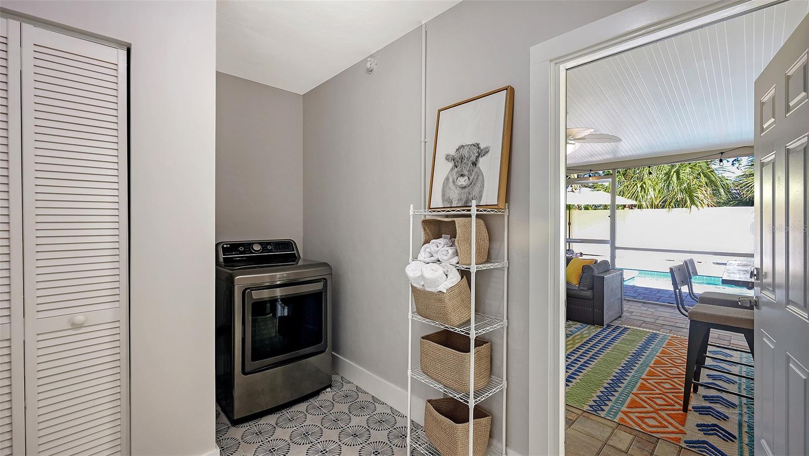 SOUTH GATE - Residential