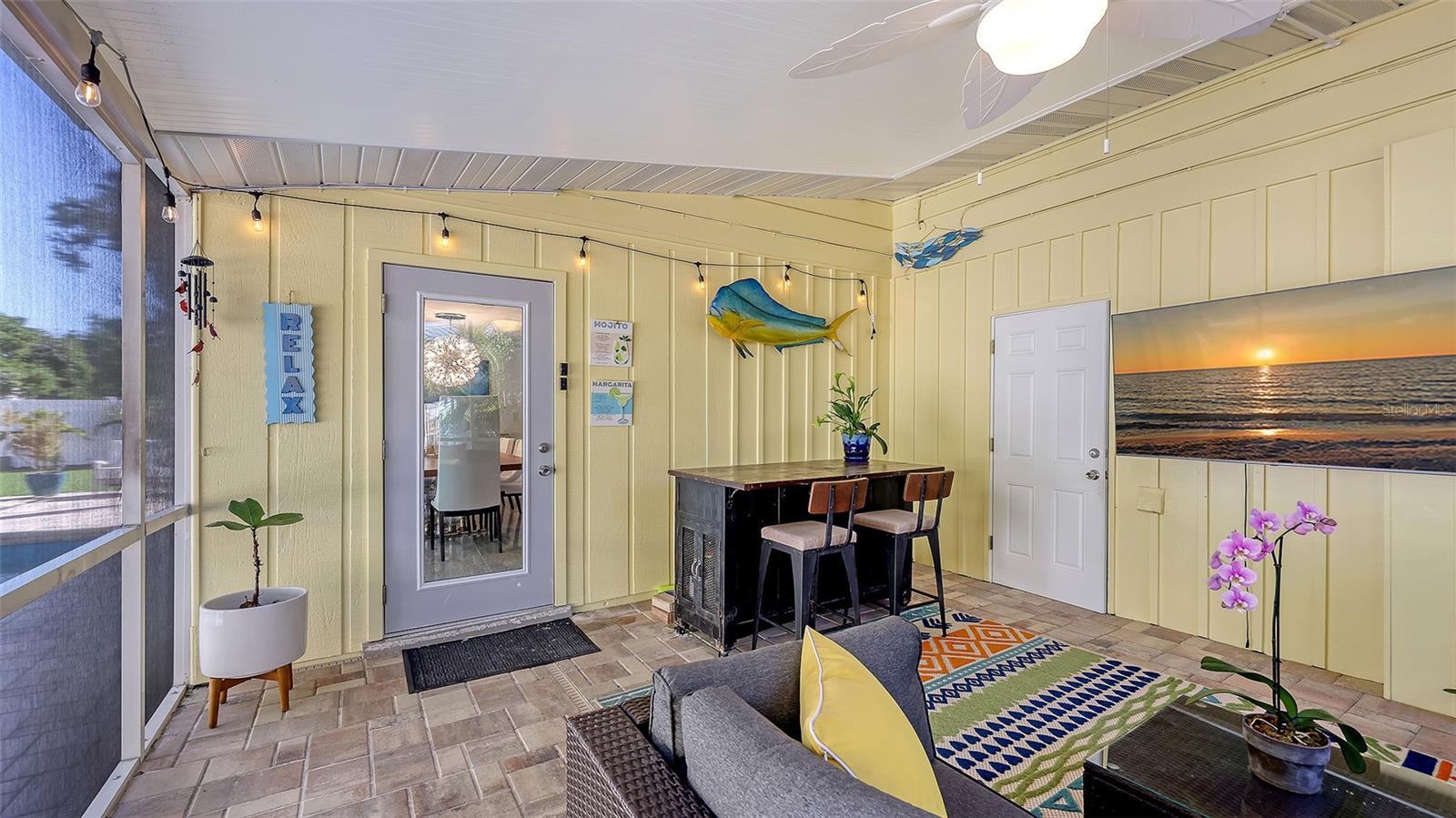 SOUTH GATE - Residential