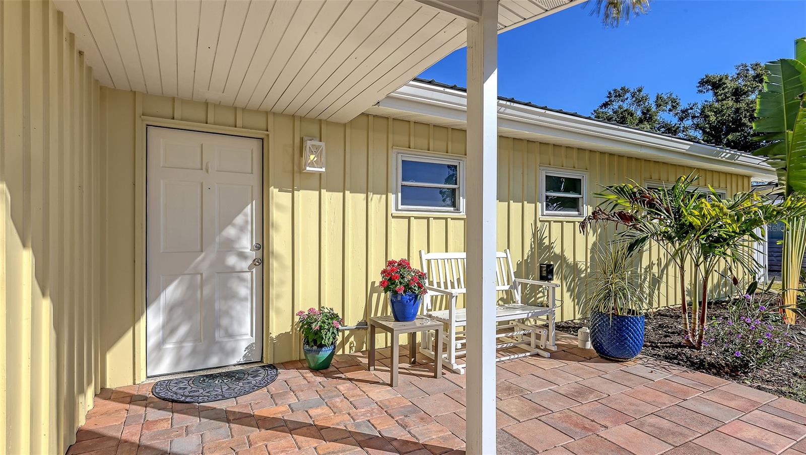 SOUTH GATE - Residential