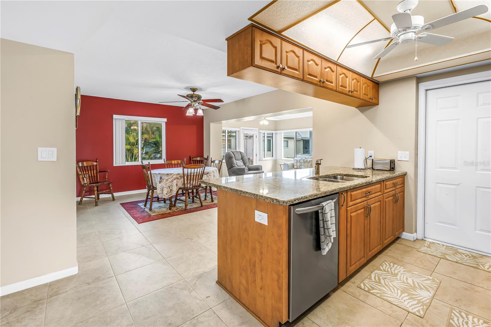 5471 PALM CREST COURT N