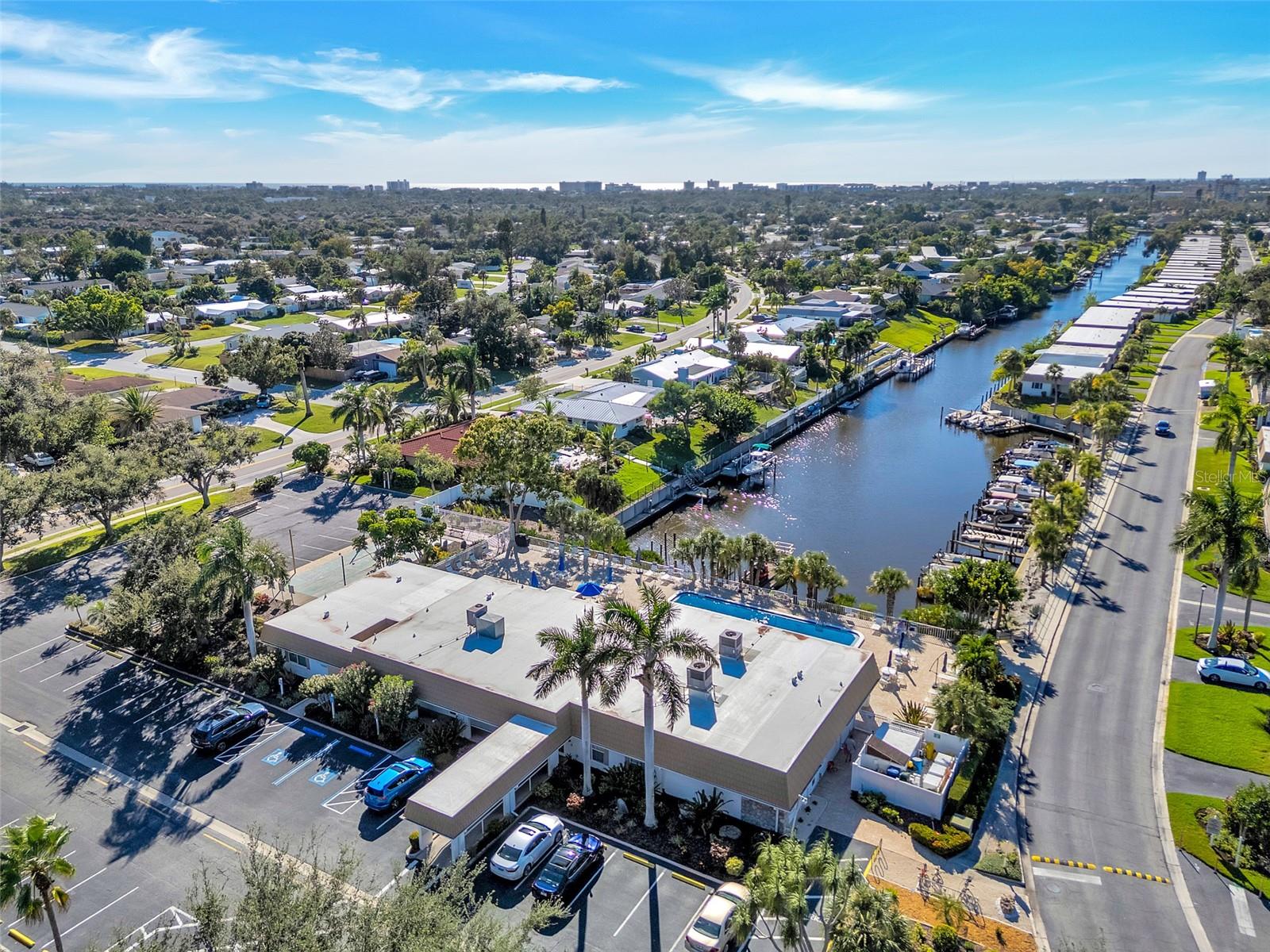 STRATHMORE RIVERSIDE II - Residential Lease