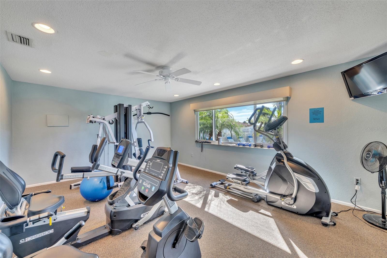 STRATHMORE RIVERSIDE II - Residential Lease