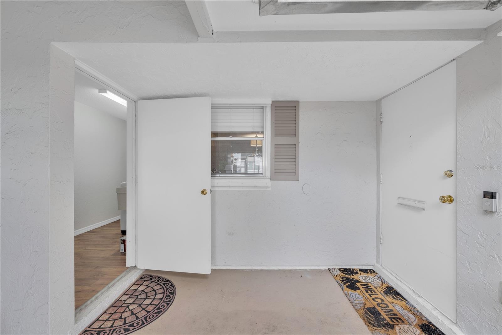 STRATHMORE RIVERSIDE II - Residential Lease