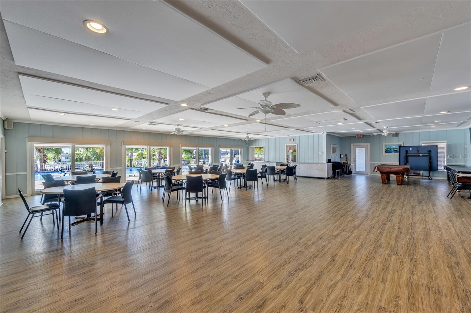 STRATHMORE RIVERSIDE II - Residential Lease