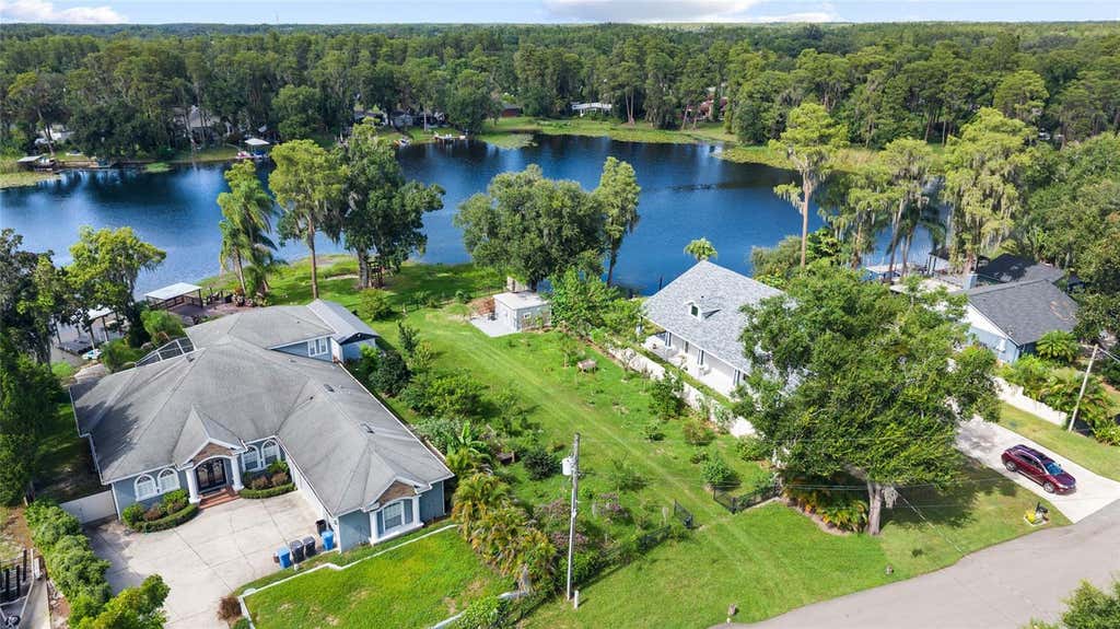 Photo of 15916 Willowdale Road, Tampa, FL 33625 (MLS # TB8541551)
