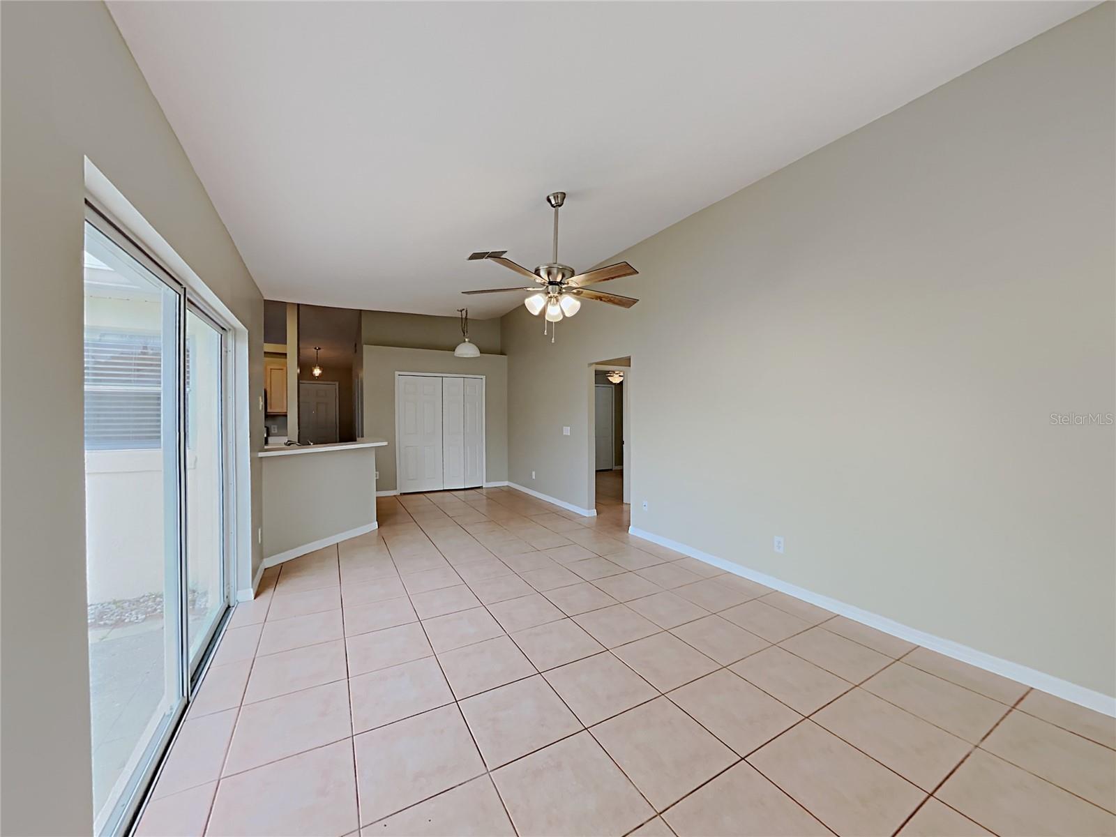 LOMA VISTA SEC 02 - Residential Lease