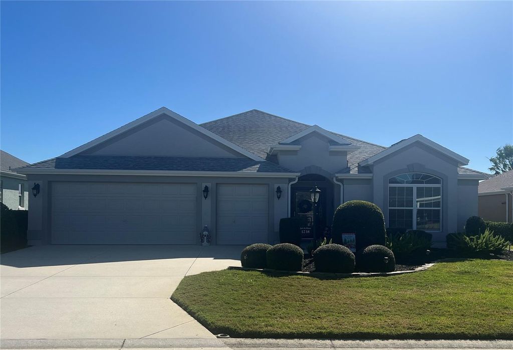 Photo of 1238 Thunderbird Way, The Villages, FL 32163 (MLS # G5105003)