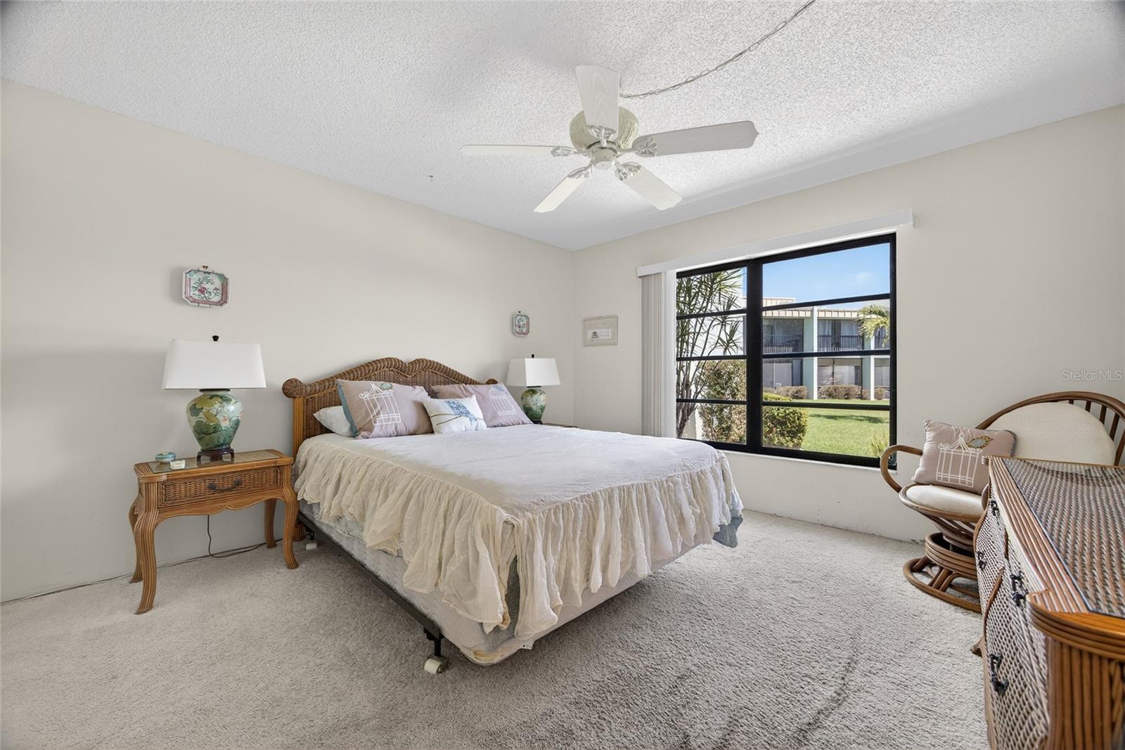 SILVERSANDS - Residential