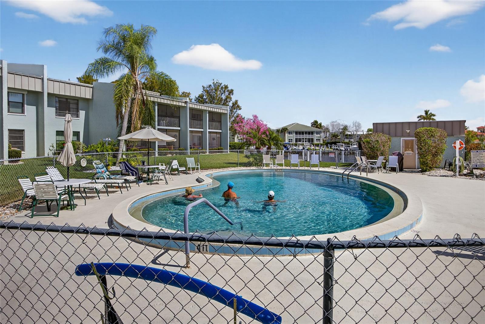 SILVERSANDS - Residential