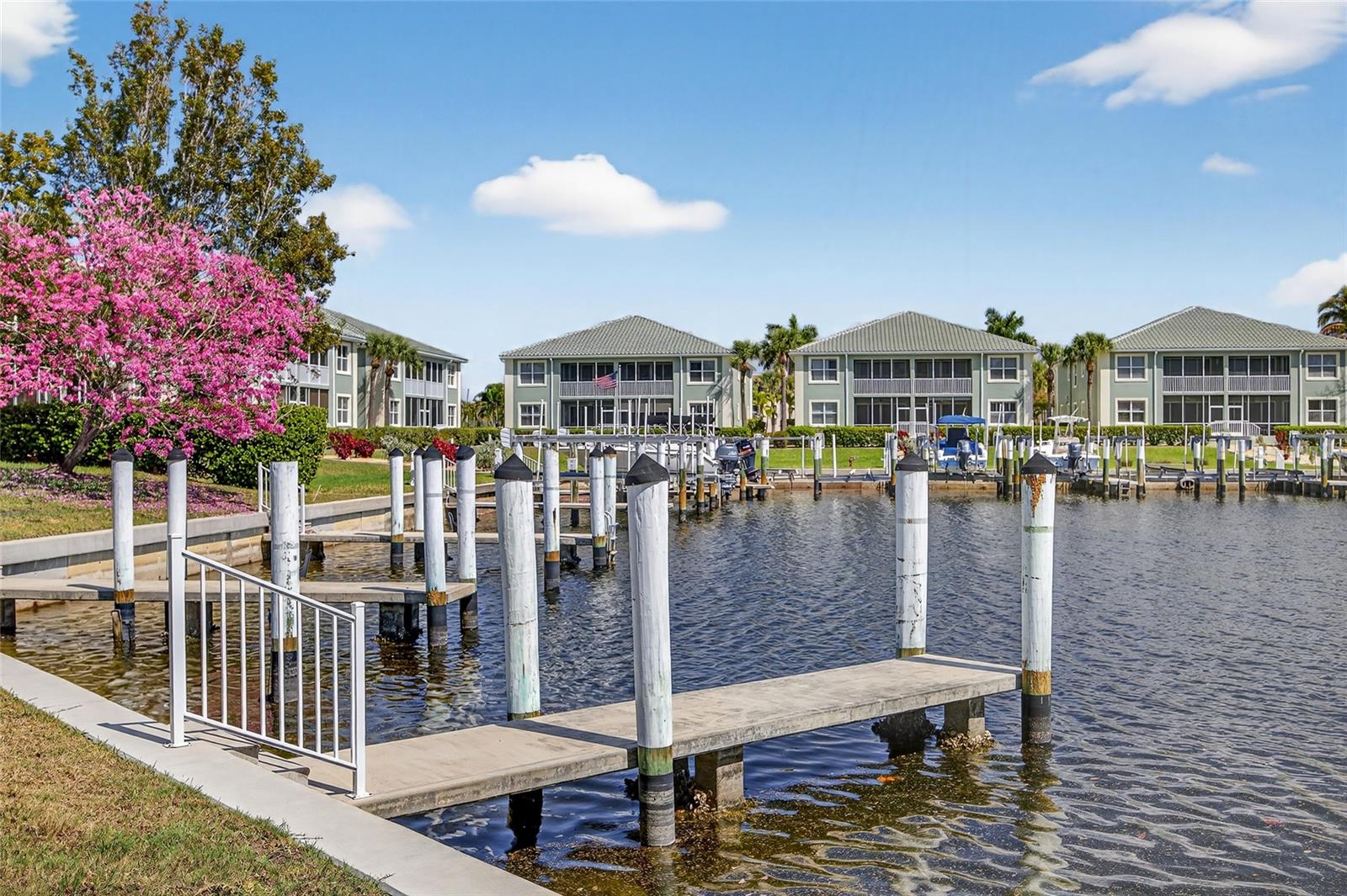 SILVERSANDS - Residential